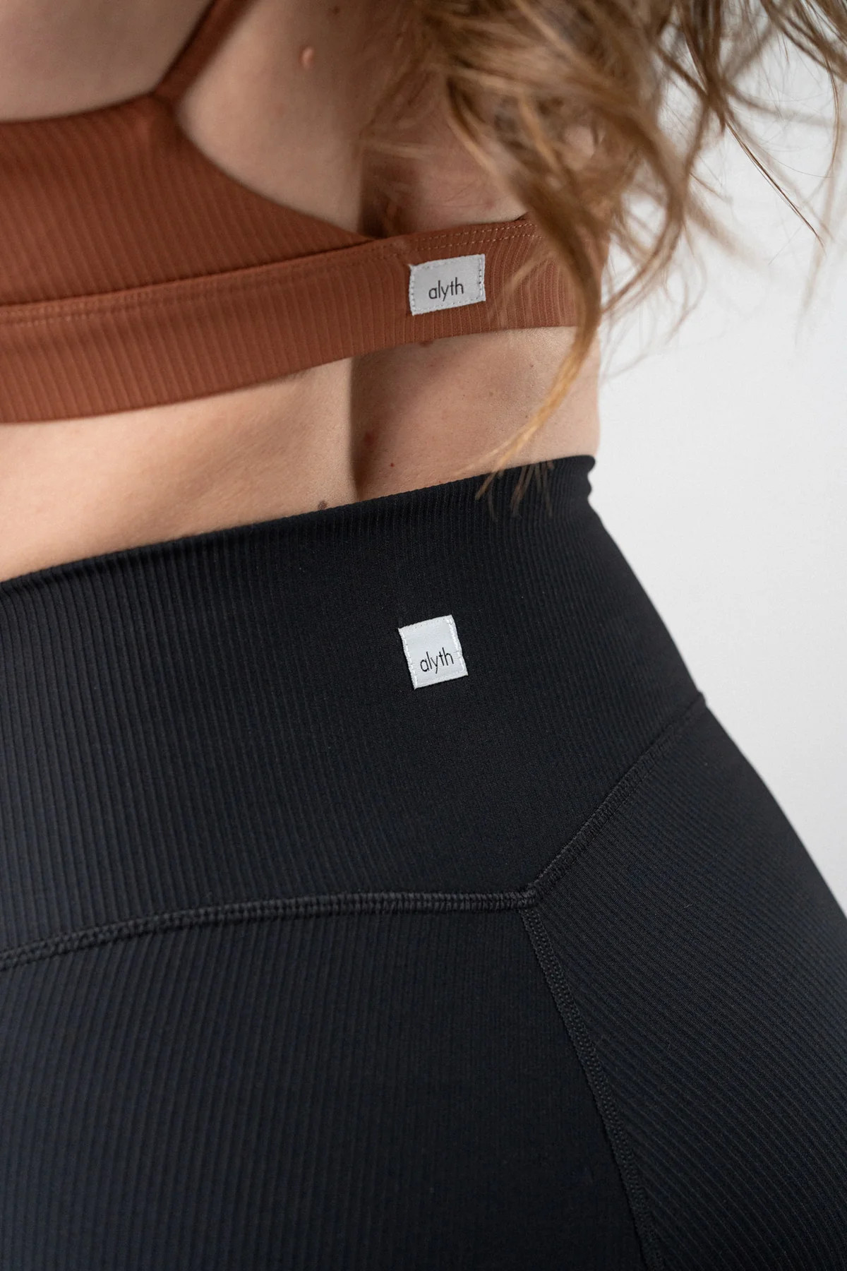 tranquil dynamic high-rise yoga leggings 28" | Alyth Active