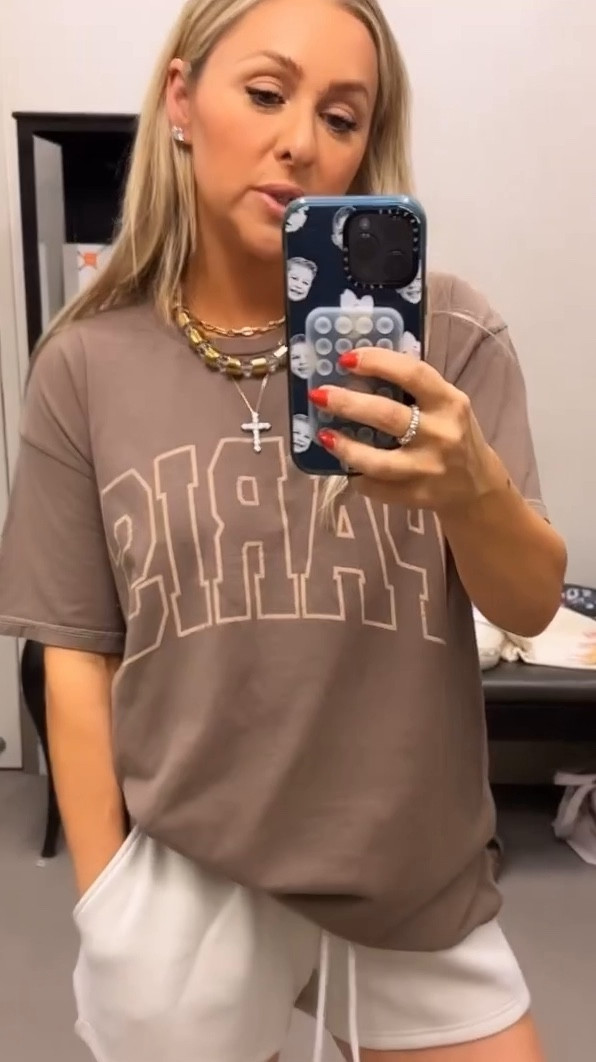 Nordstrom Sale Pick: Paris graphic T (only $15 🙉🙌🏼)  

#LTKSummerSales #LTKxNSale #LTKStyleTip