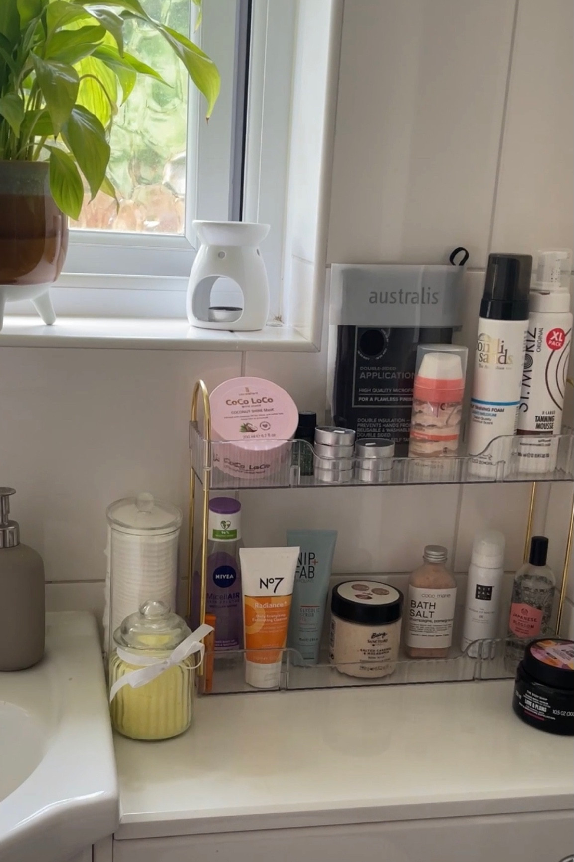 I absolutely love a good organisation shelf! Get rid of busy and cluttered spaces and hello chic simple and clean! 

#LTKhome #LTKunder50