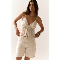 Butter Yellow Low Rise Denim Jorts | PrettyLittleThing US