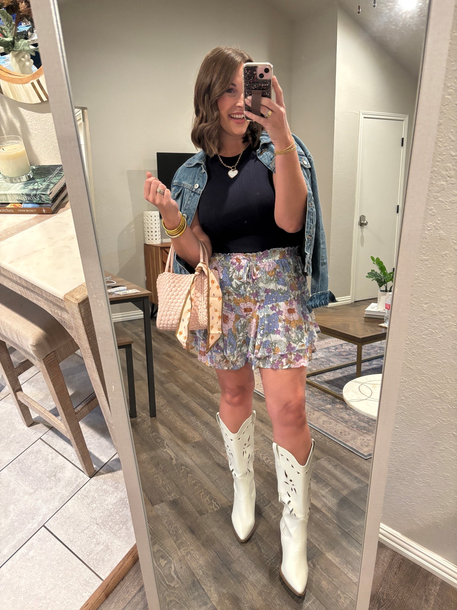 Floral vibes, skort & boots for this girlie country look 🌸

TTS- medium 
Large in skort for length & legs 

#LTKootd #LTKMidsize #LTKFestival