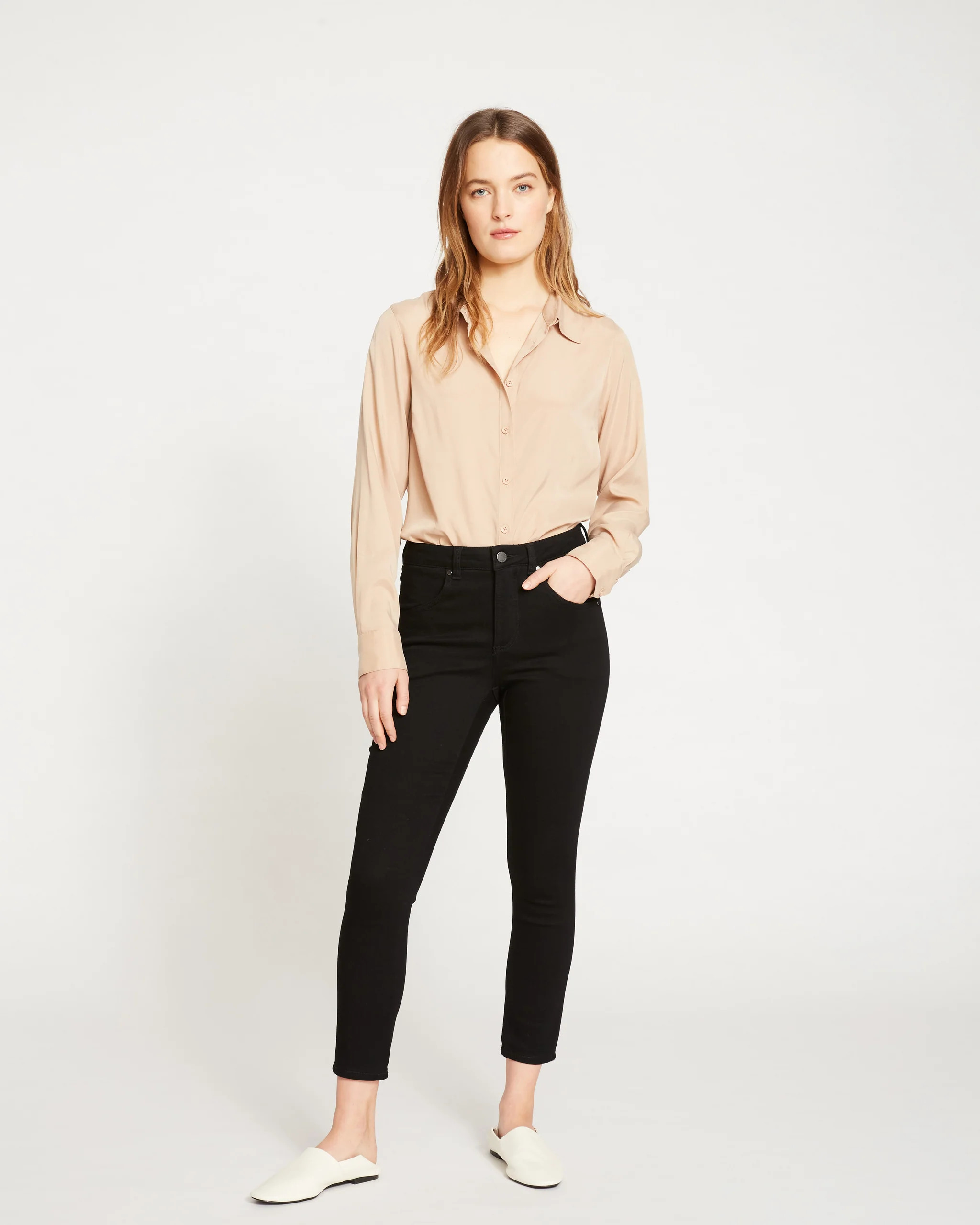 Seine Mid Rise Skinny Jeans 27 Inch - Black | Universal Standard