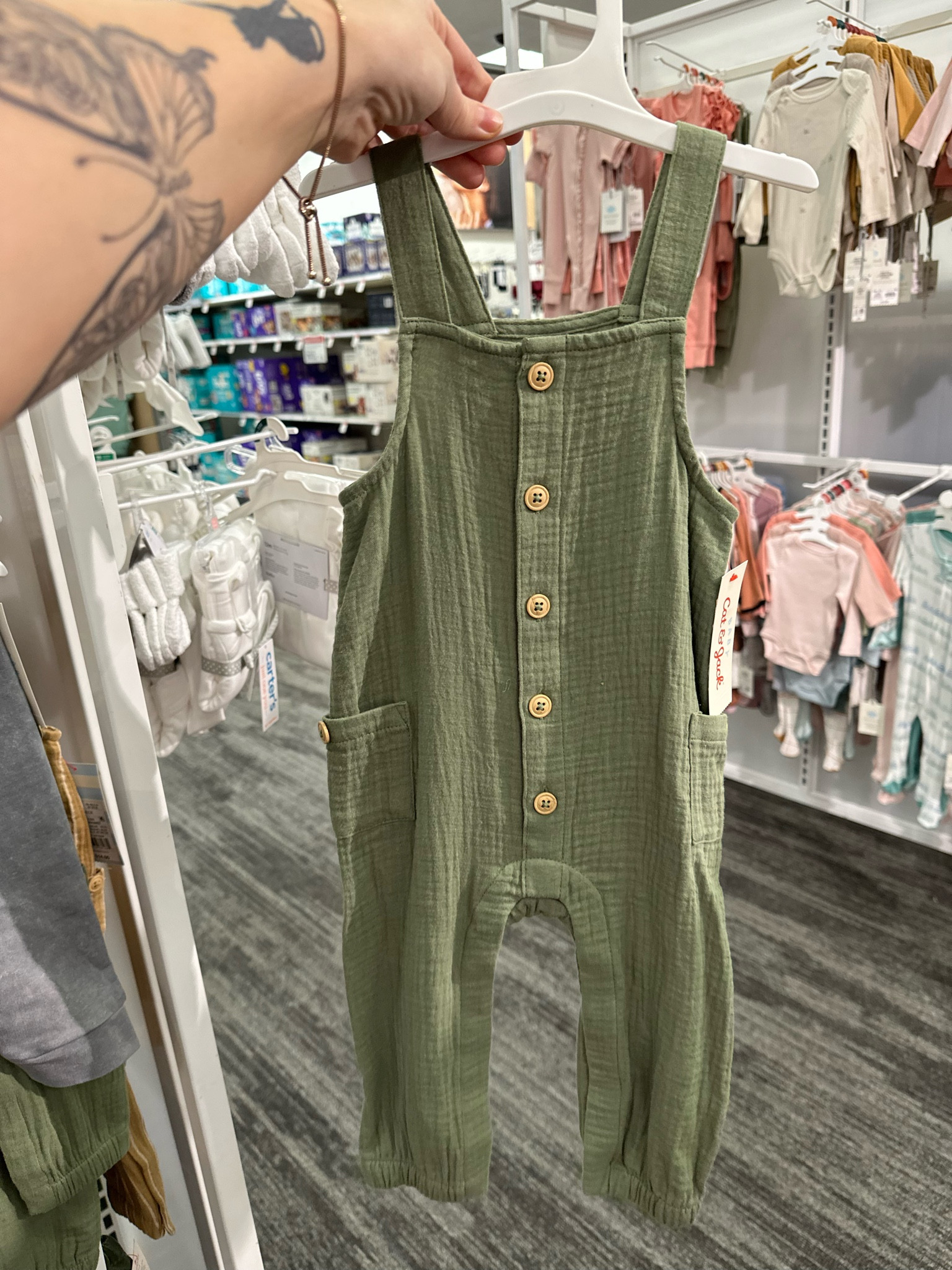 It’s target circle week! Are you jumping in on the huge sales?!

This romper is one of my favorites for little ones for photo sessions!

Baby style, toddler style, outfit inspo, romper, jumper, olive green 

#LTKxTarget #LTKbaby #LTKbump