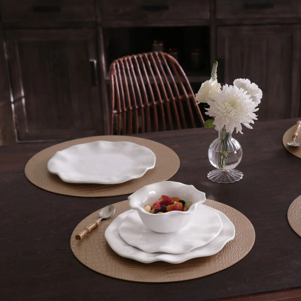 Beatriz Ball Vida Croc Reversible 16" Round Placemats Silver and Gold, Set of 4 | Sabavi Home