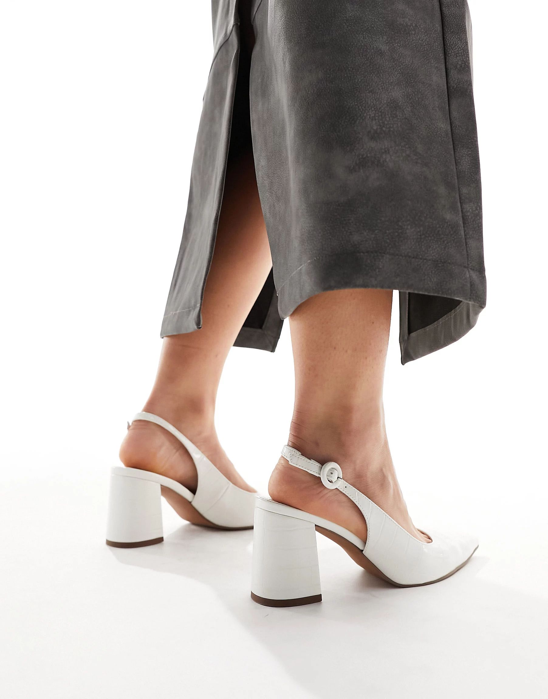 ASOS DESIGN – Sutton – Schuhe in Kroko-Weiß mit Fersenriemen und mittelhohem Blockabsatz, we... | ASOS (Global)