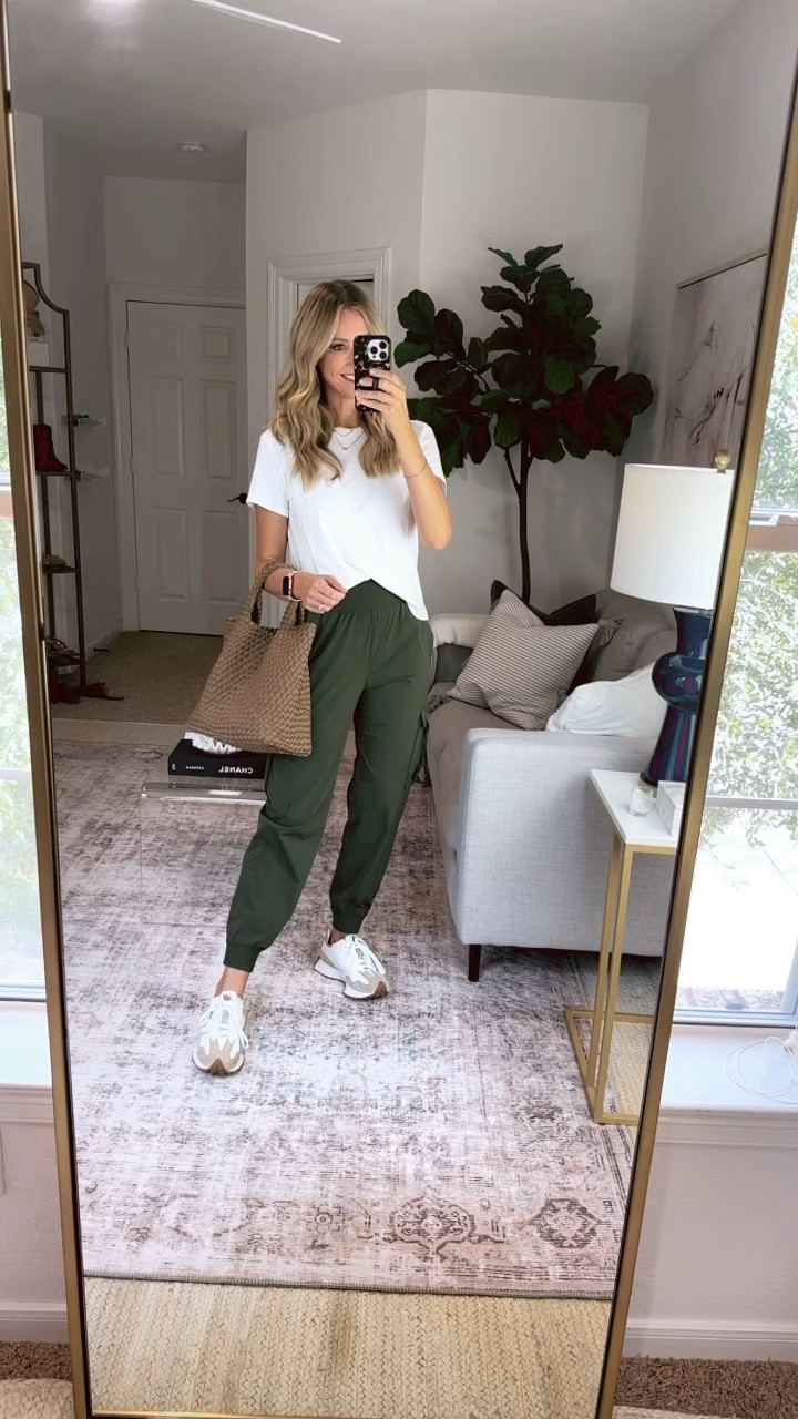 Abercrombie spring outfit sale
Joggers


#LTKstyletip #LTKfindsunder50 #LTKsalealert