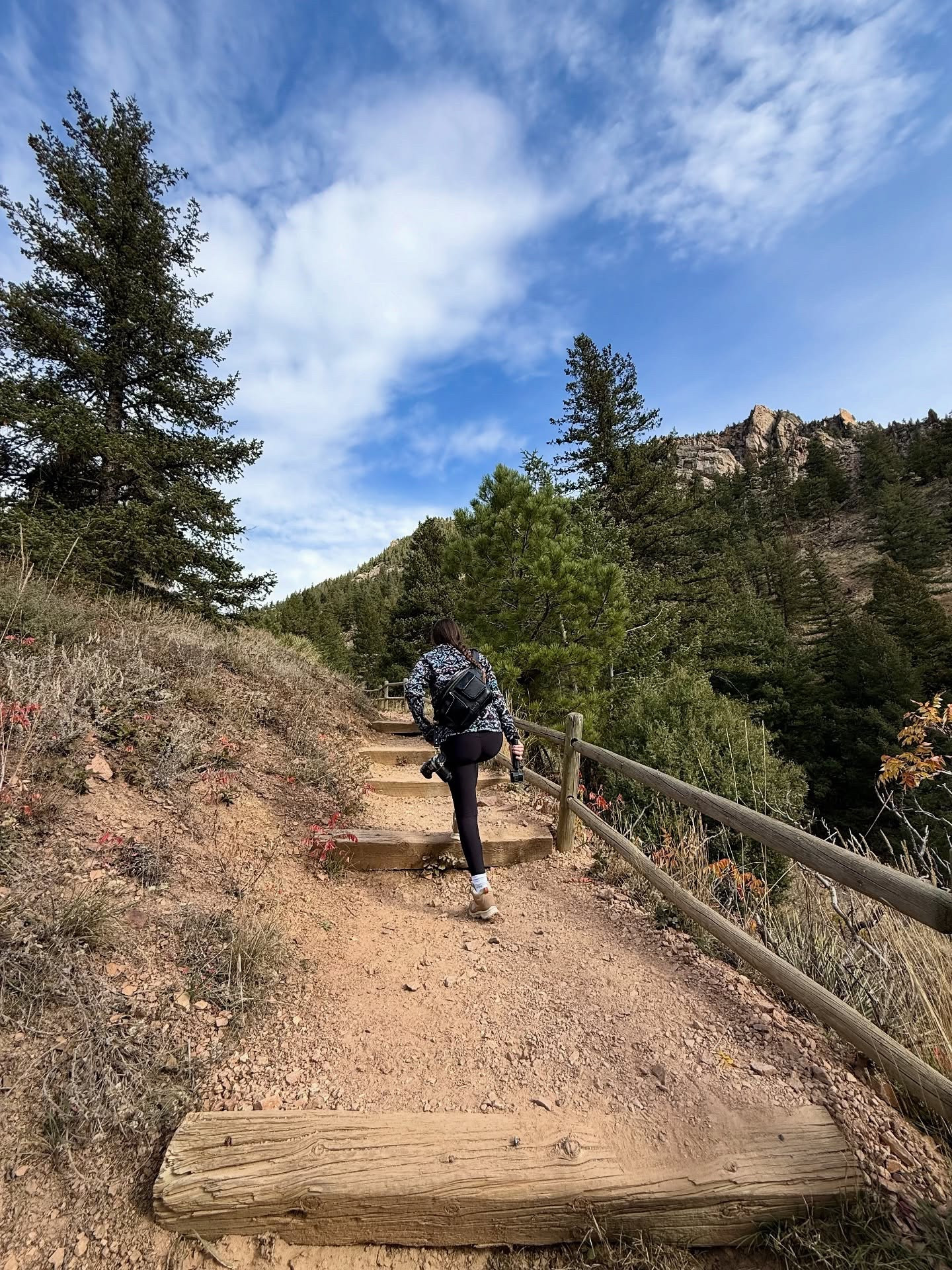 wildlife present in this area, be alert !! ⛰️🥾 hiking outfits, boots and essentials 

#eldoradocanyonstatepark #hikingtrail #hikingcolorado #coloradooutdoors #leavenotrace

#LTKTravel #LTKSaleAlert #LTKActive