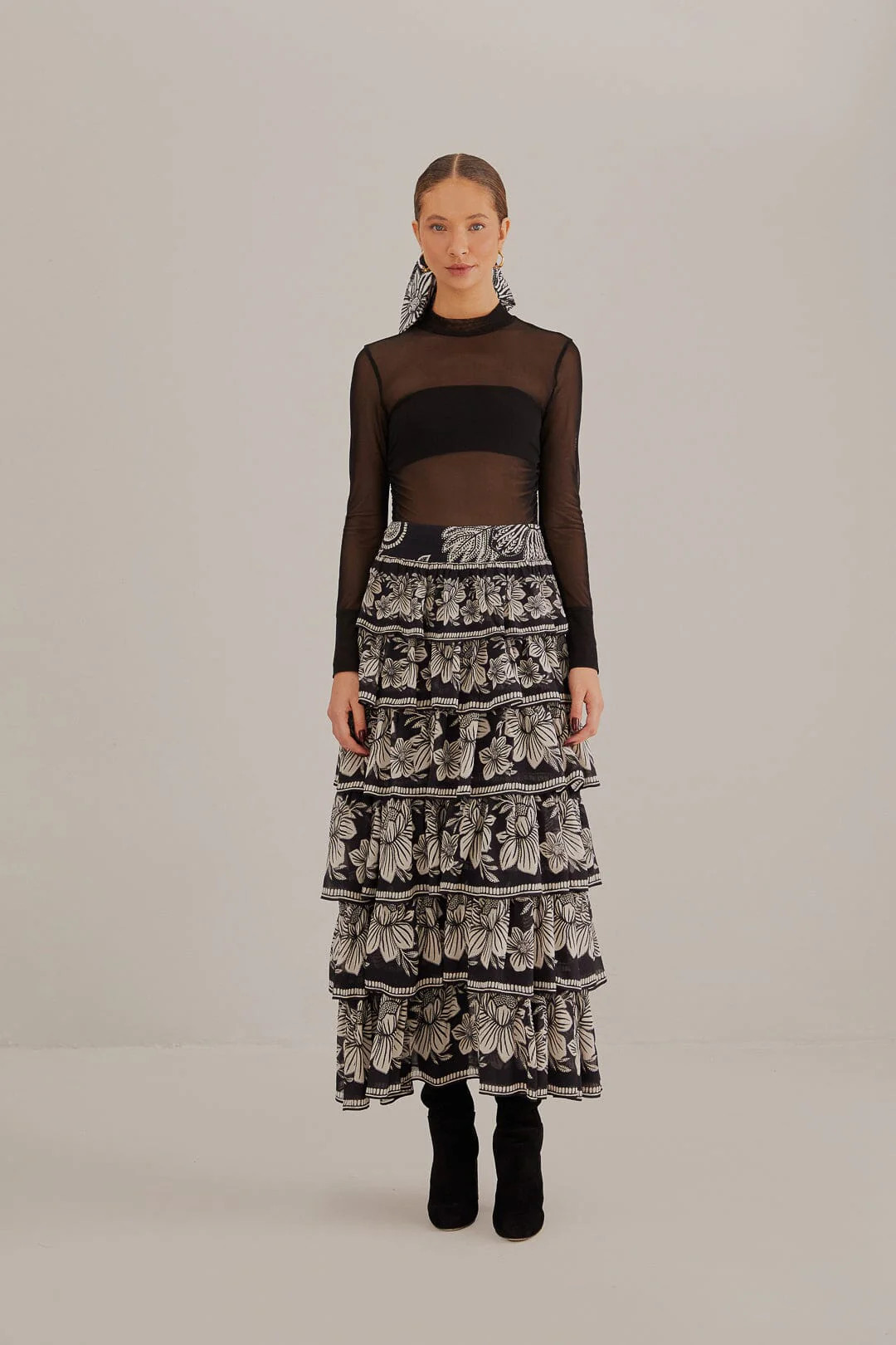 Black Paisley Bloom Tiered Skirt | FarmRio (US)