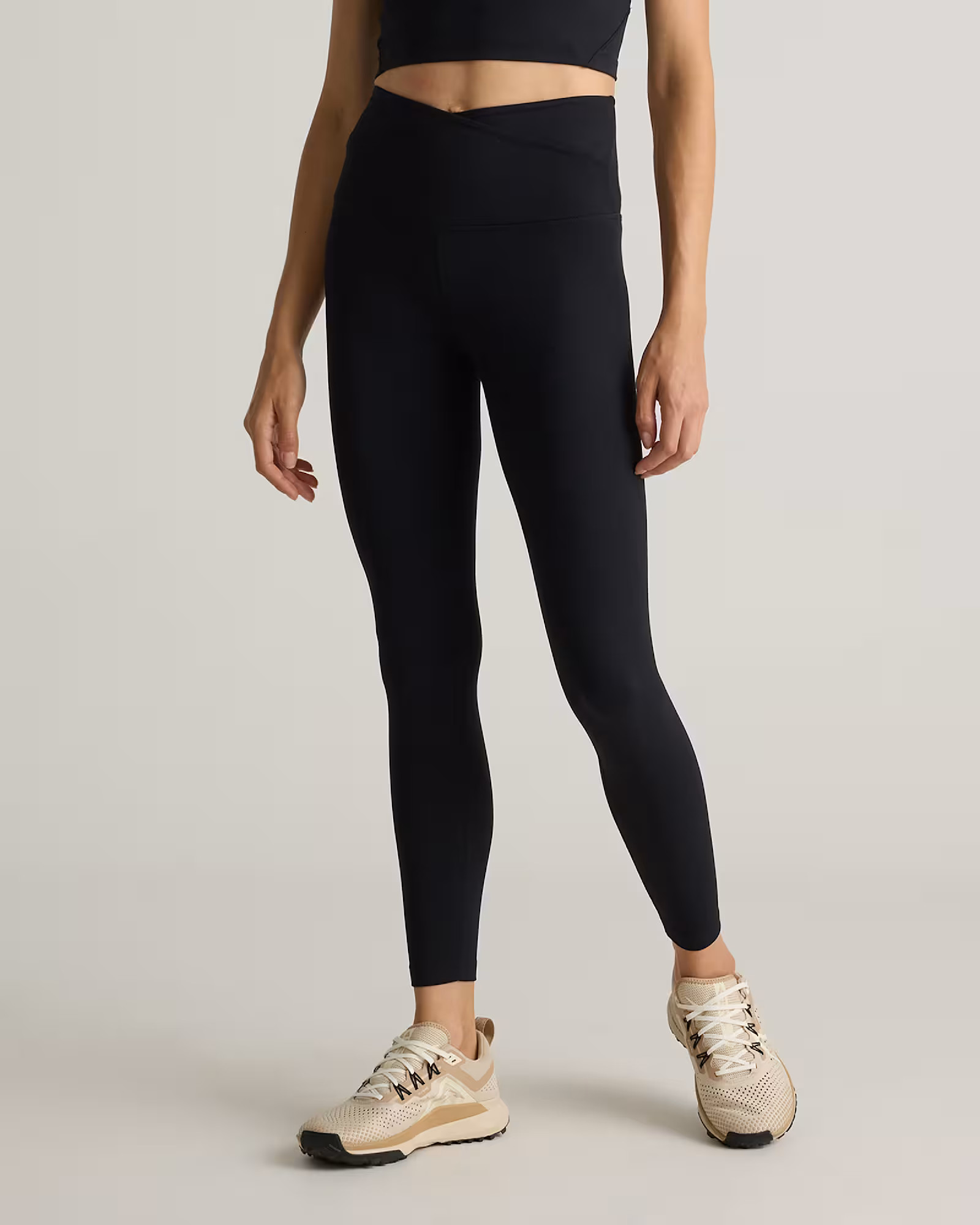 Ultra-Form High-Rise Crossover Legging | Quince