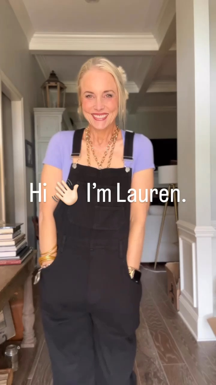 This may be an unpopular opinion, but I don’t think overalls have an age limit. Wear what makes you feel good. Period. End of story. And these black ones from Anrabess give me alllll the happy feels. I’m in a medium in the overalls and a large in the top. Shoes are from Walmart and crazy comfy. 