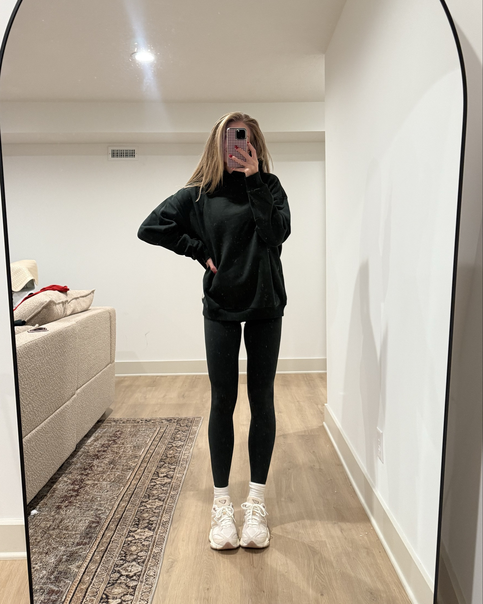 Vuori Holiday favorites! Size medium long In leggings and wideleg pants . Bump Friendly. Size large in hoodie for oversized fit

@vuoriclothing #vuoripartner activewear set, lounge set 

#LTKHoliday #LTKootd #LTKTall