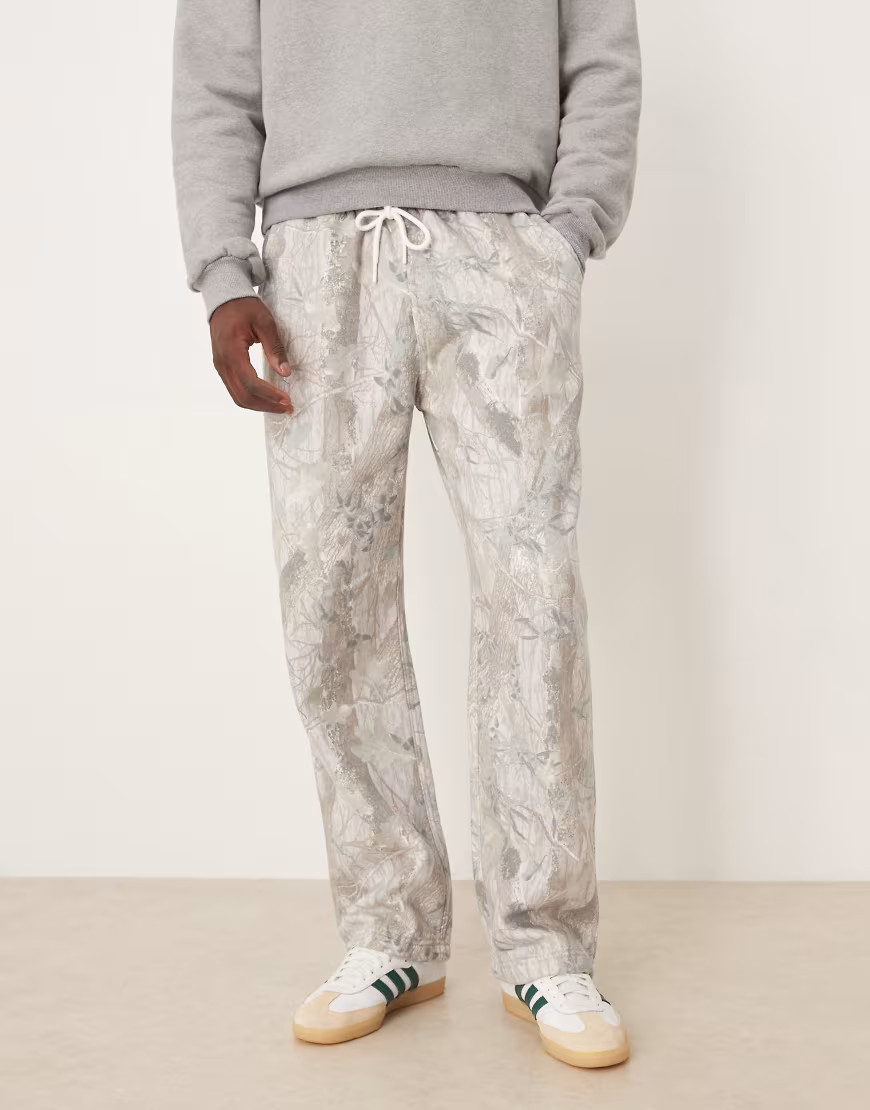 Abercrombie & Fitch baggy open hem joggers in sage camo-Green | ASOS (Global)