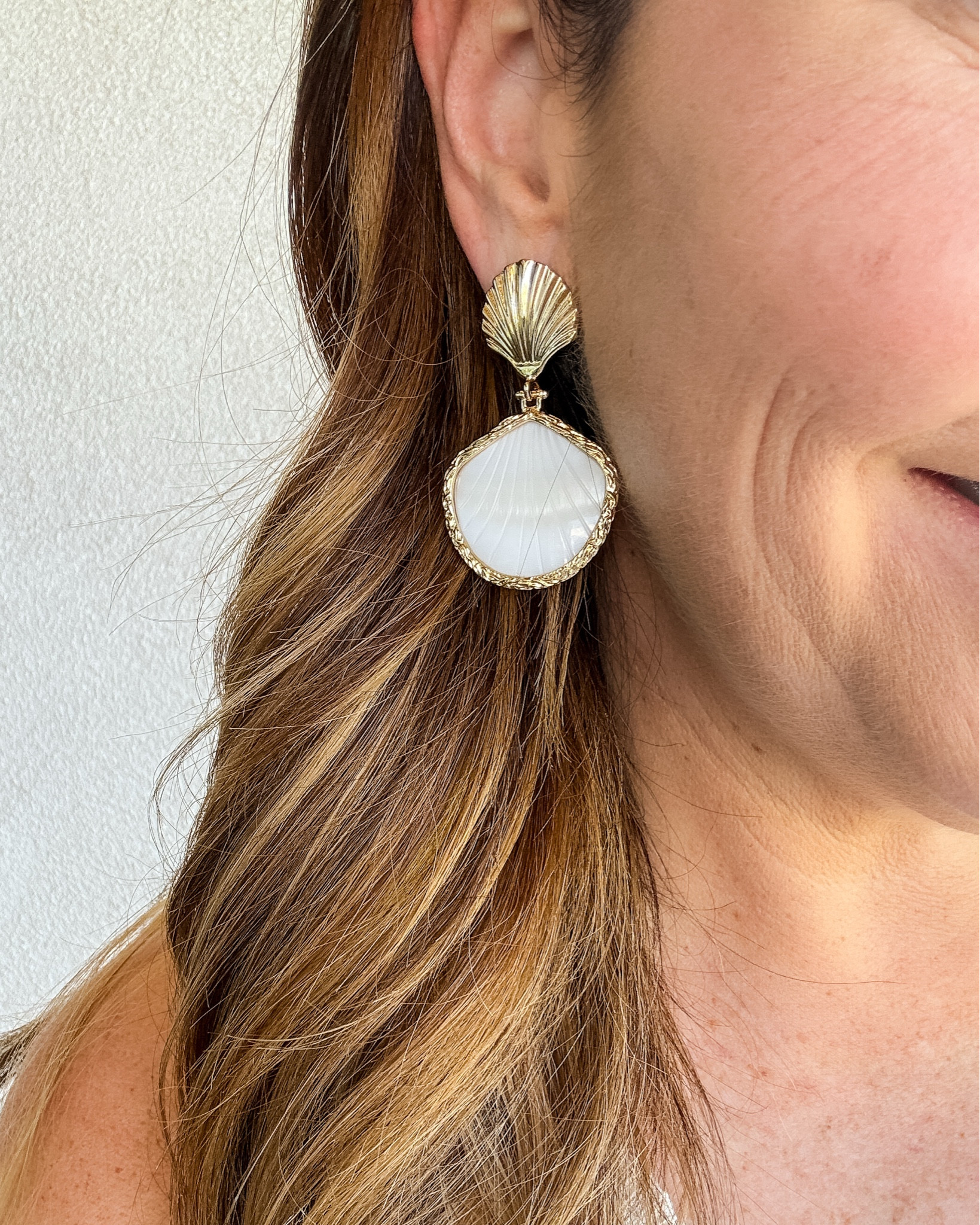 White Shell Delicate Statement Earrings #beachvacation #resortwear #summeraccessories

#LTKgrwm #LTKSeasonal #LTKTravel