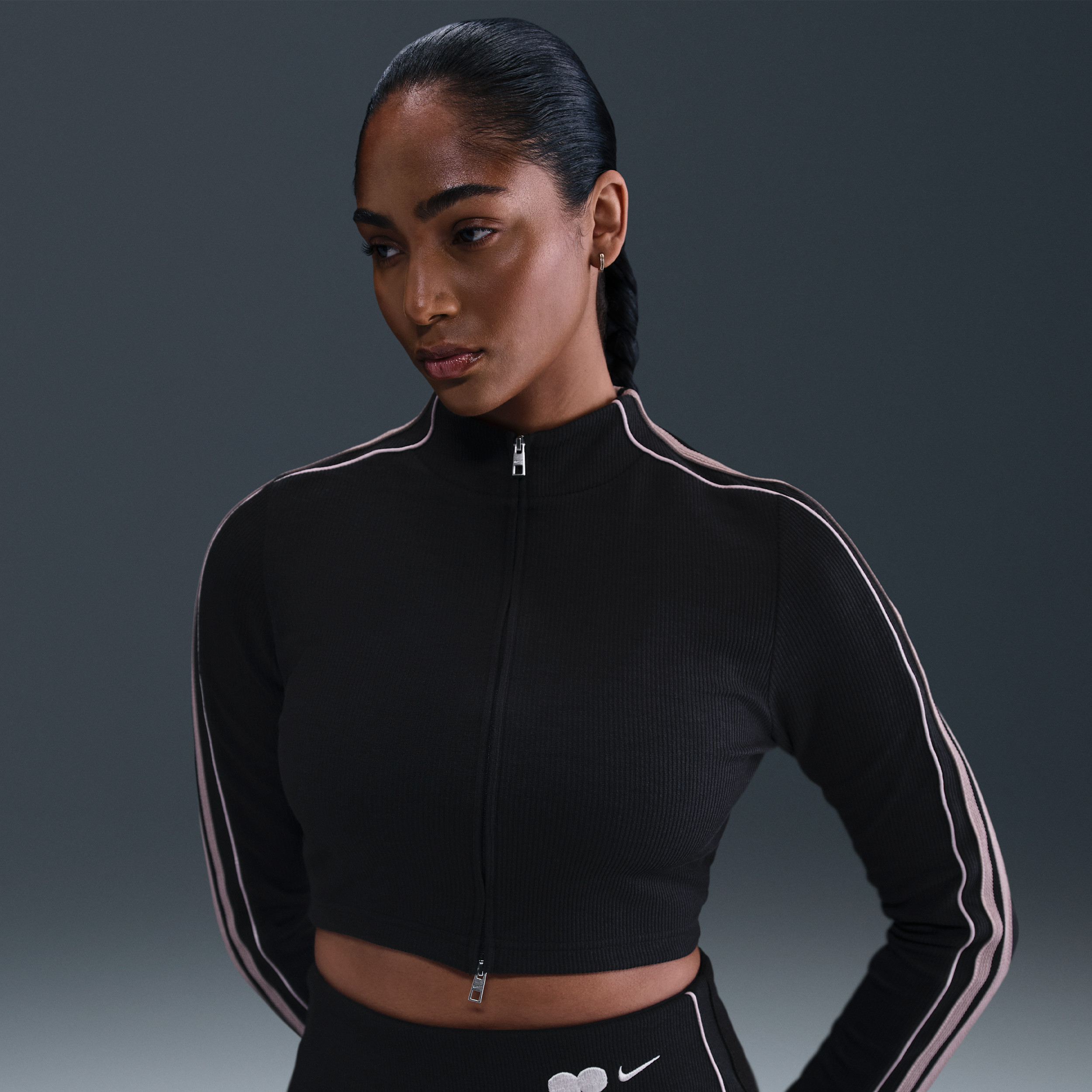 Nike Women's Naomi Osaka Long-Sleeve Full-Zip Top in Black | HV2084-010 | Nike (US)