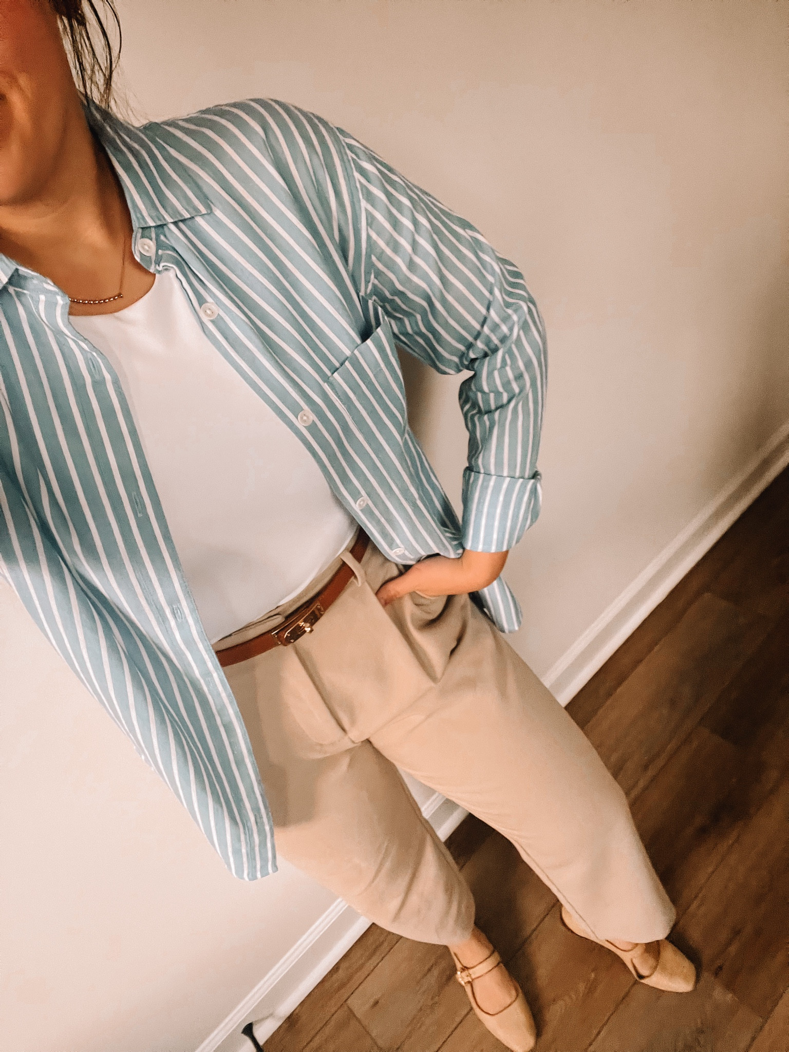 Workwear style, office style, teacher style, teacher ootd, neutral style, fall transitional style 🤍

#LTKFallSale #LTKSeasonal #LTKStyleTip