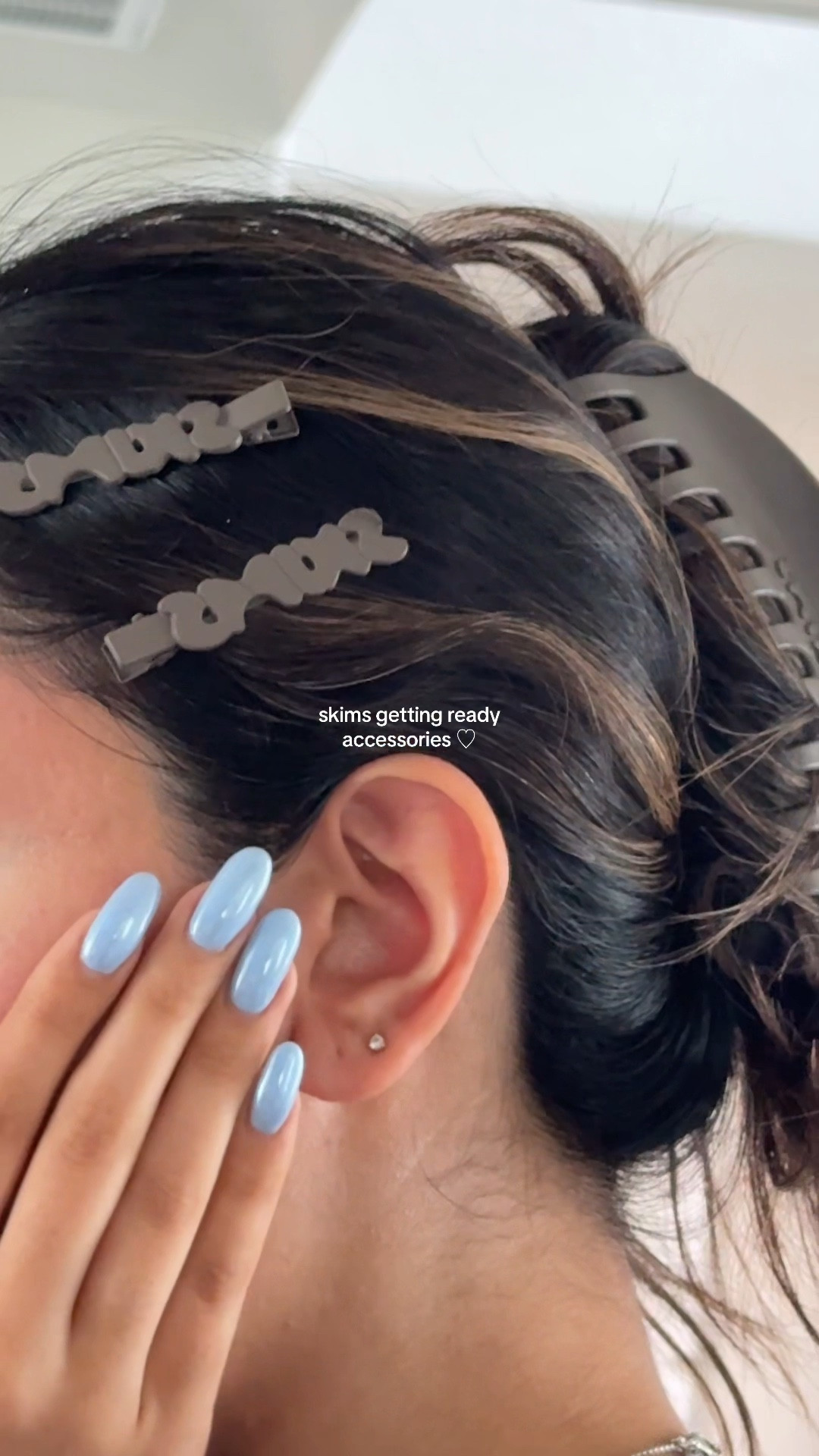 Skims Large Claw Hair Clip & Hair Clips 

#LTKBeauty #LTKStyleTip #LTKSeasonal