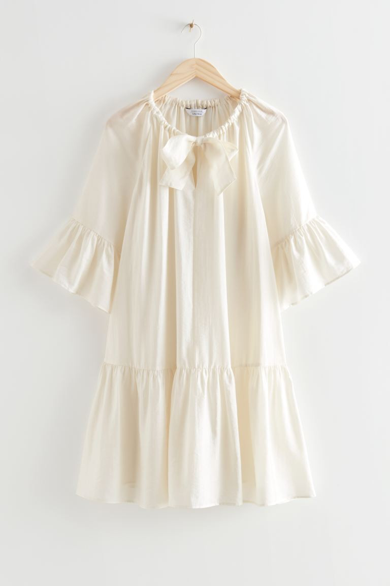 Gerüschtes Midikleid | H&M (DE, AT, CH, NL, FI)