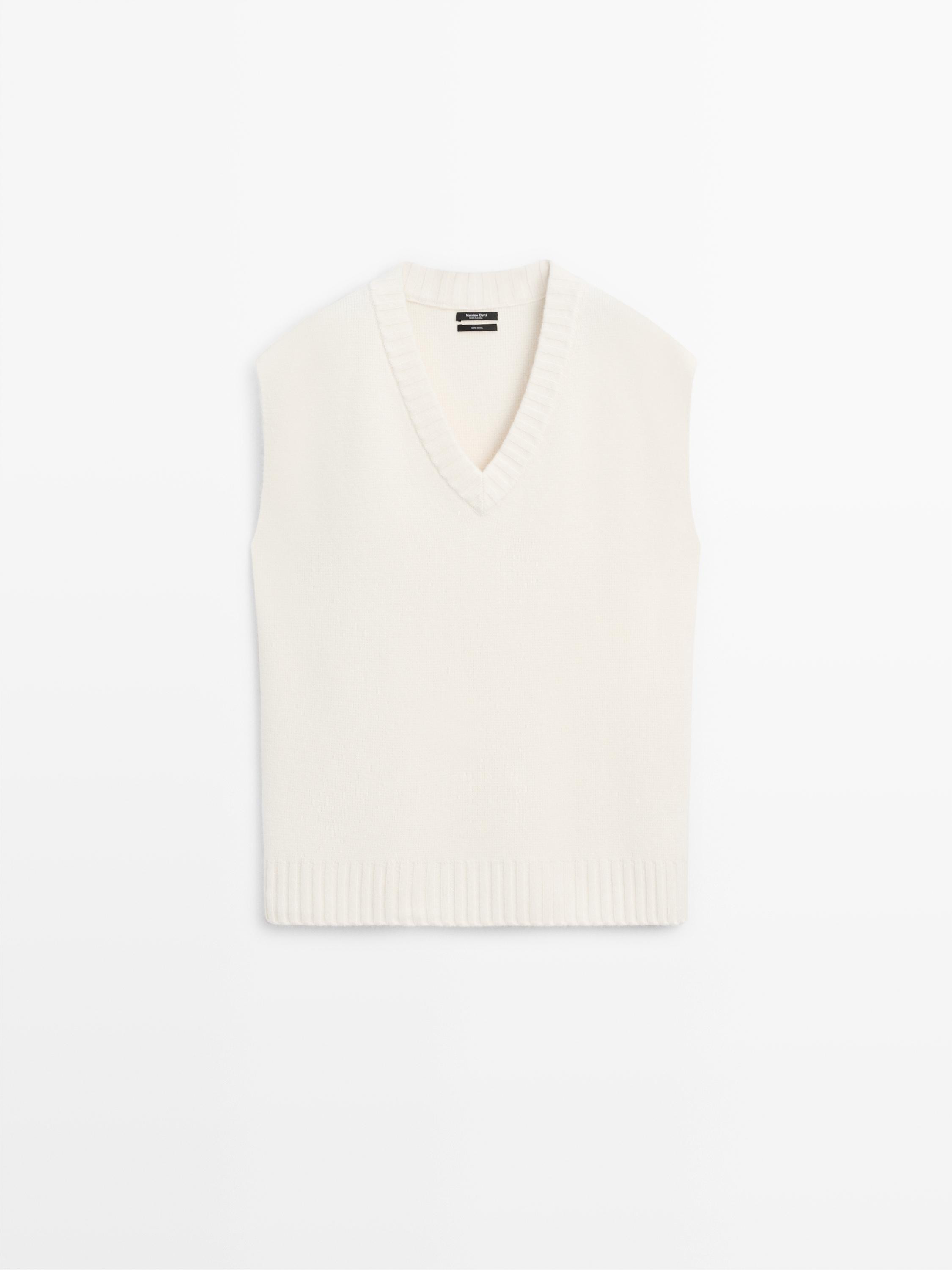 Long wool knit vest | Massimo Dutti US