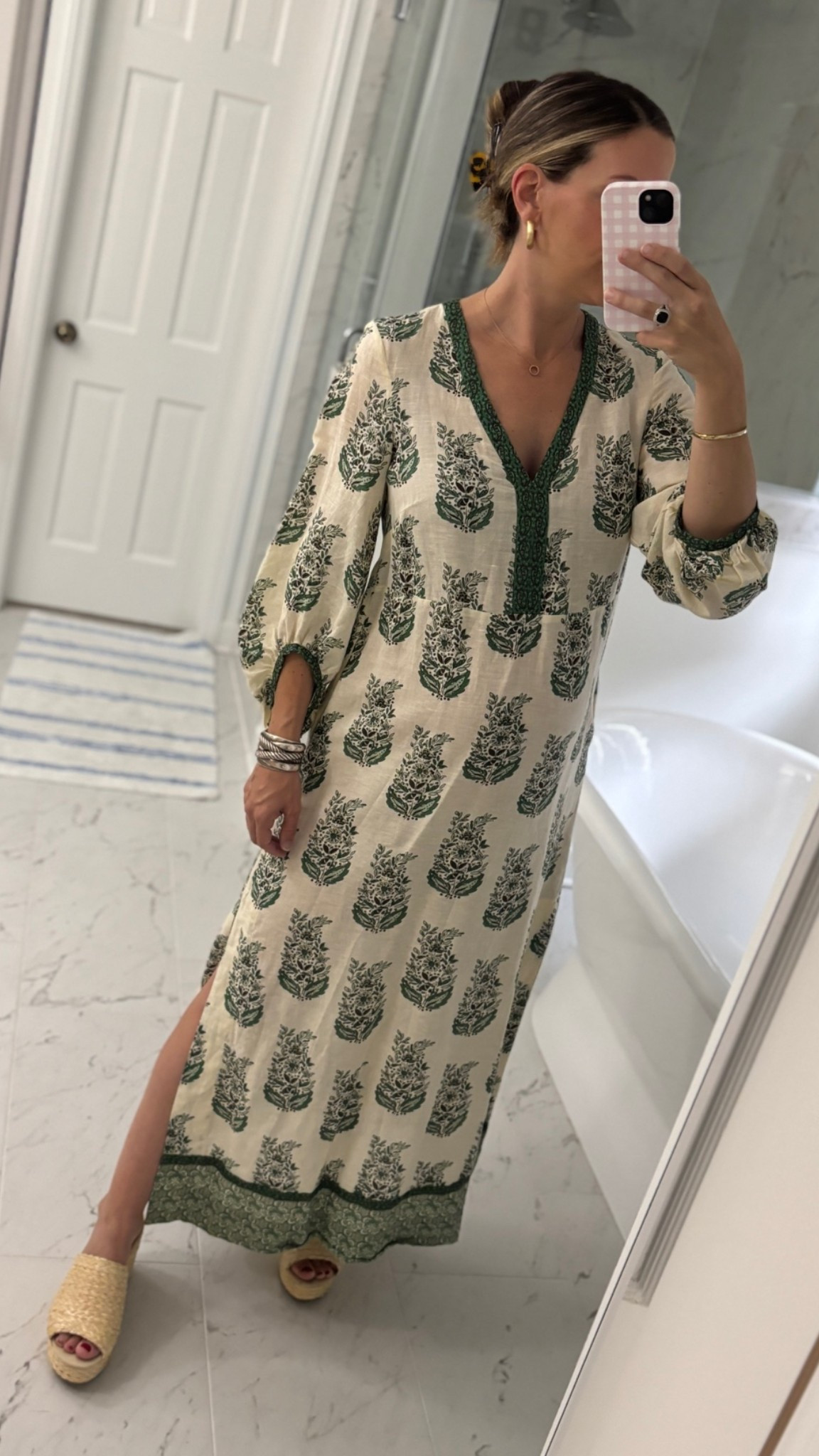 Dress is no longer available but linked similar ✨

#LTKBump #LTKootd #LTKSeasonal