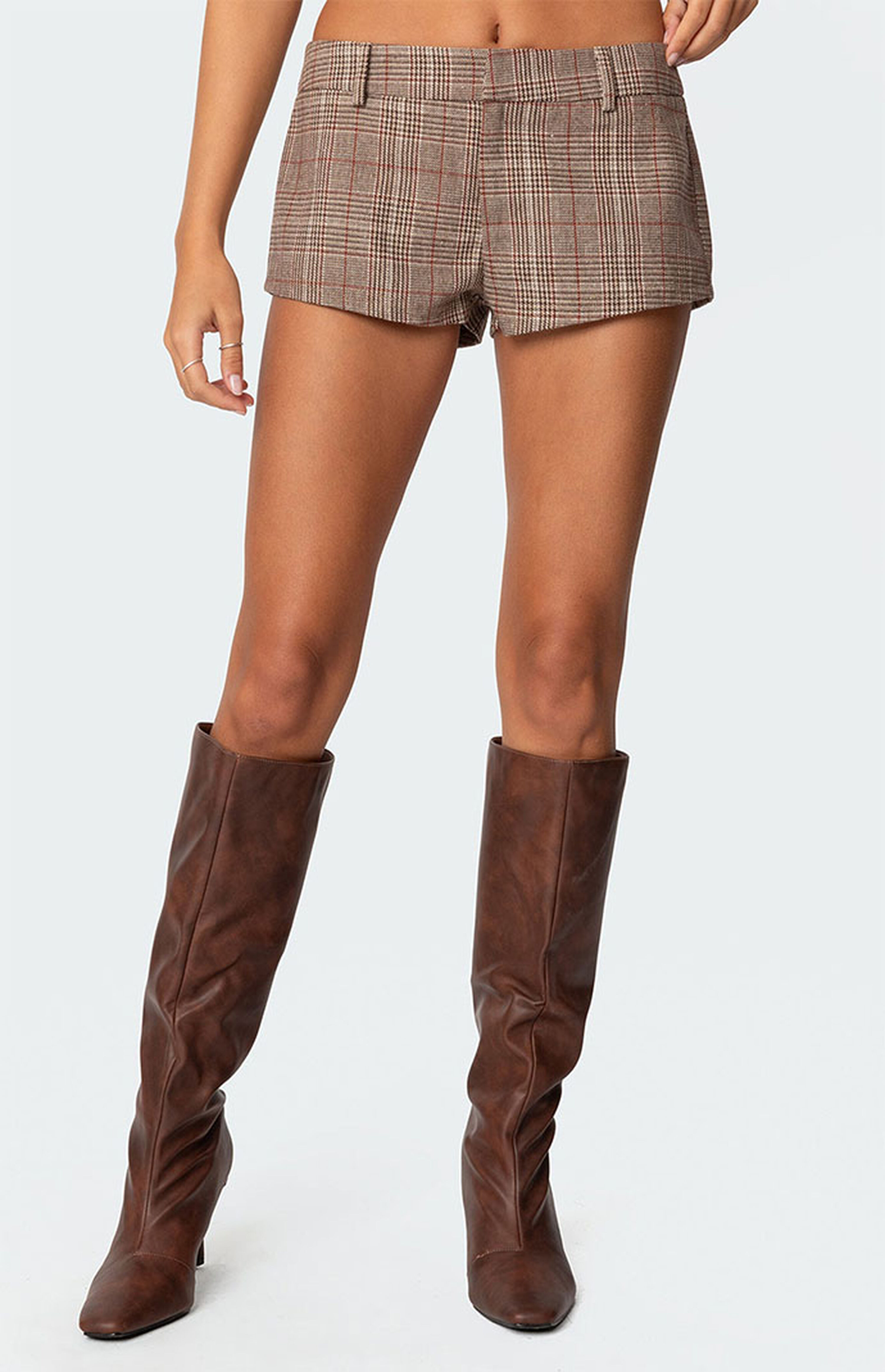 Edikted Phoeby Houndstooth Plaid Shorts | PacSun