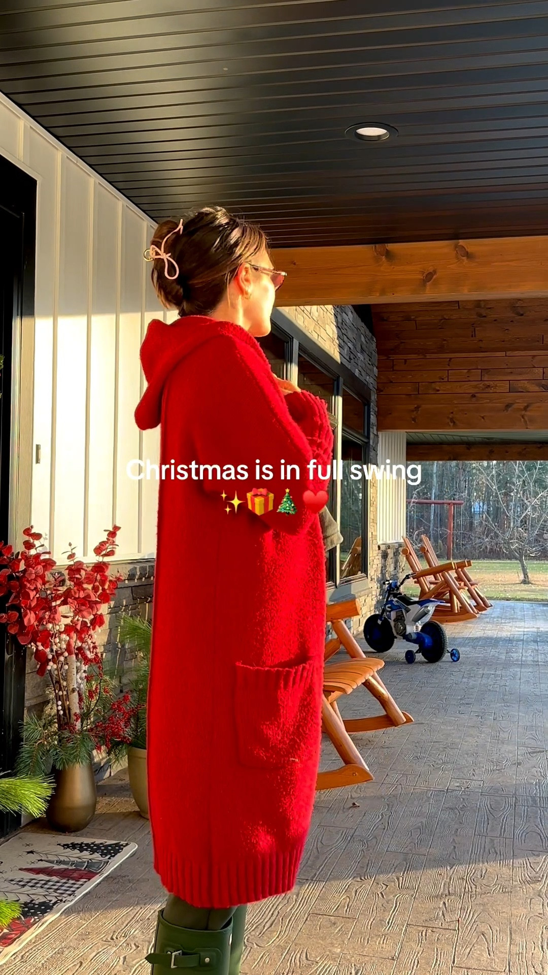 Christmas is in full swing and I’m obsessing over all things red and green!
Ootd, Christmas outfit, Christmas sweater, winter boots, hunter boots, holiday outfitt

#LTKHoliday #LTKmomlife #LTKSeasonal