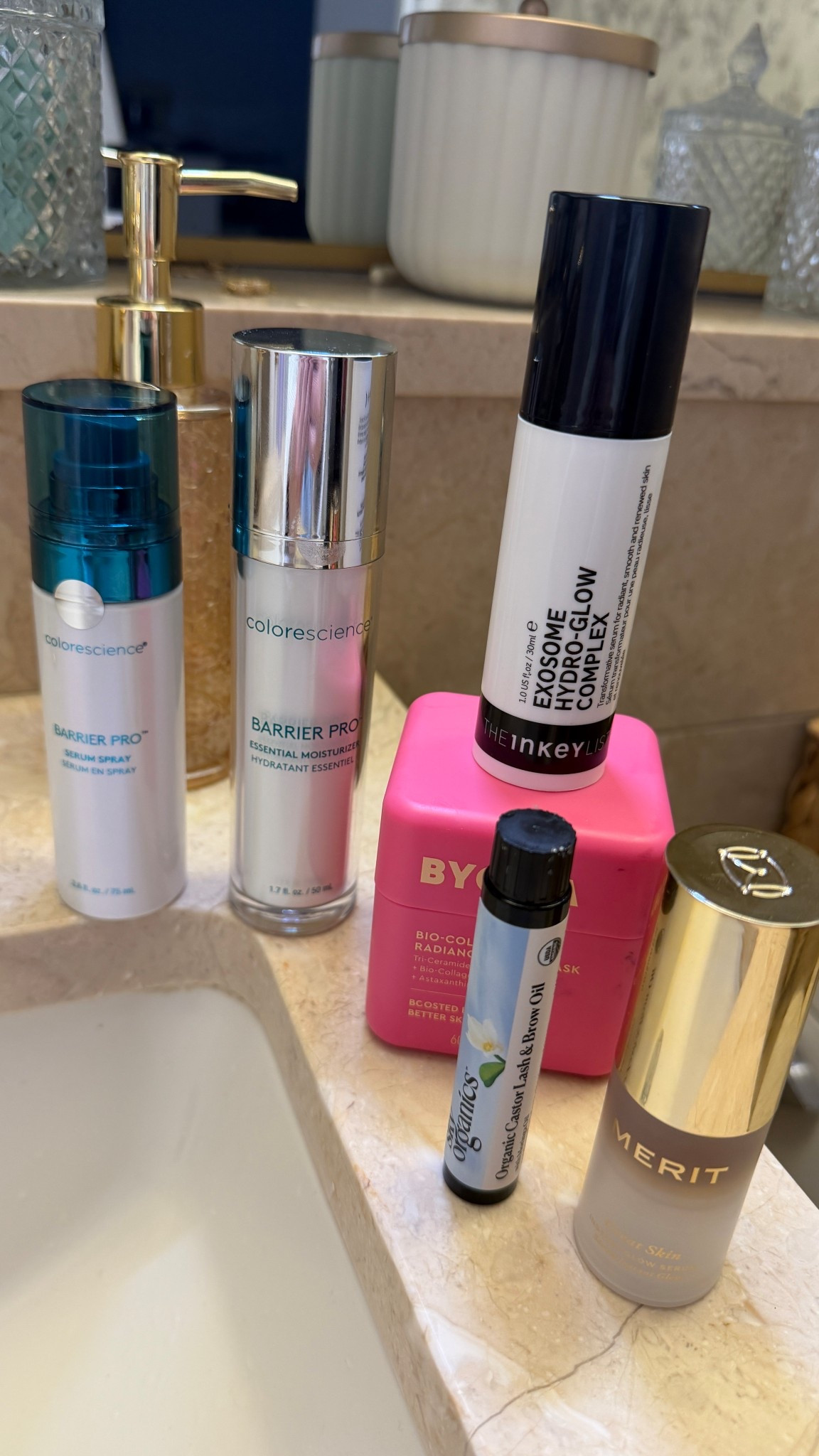 Skincare for acne prone dry skinn

#LTKselfcare #LTKBeauty #LTKmorningroutine