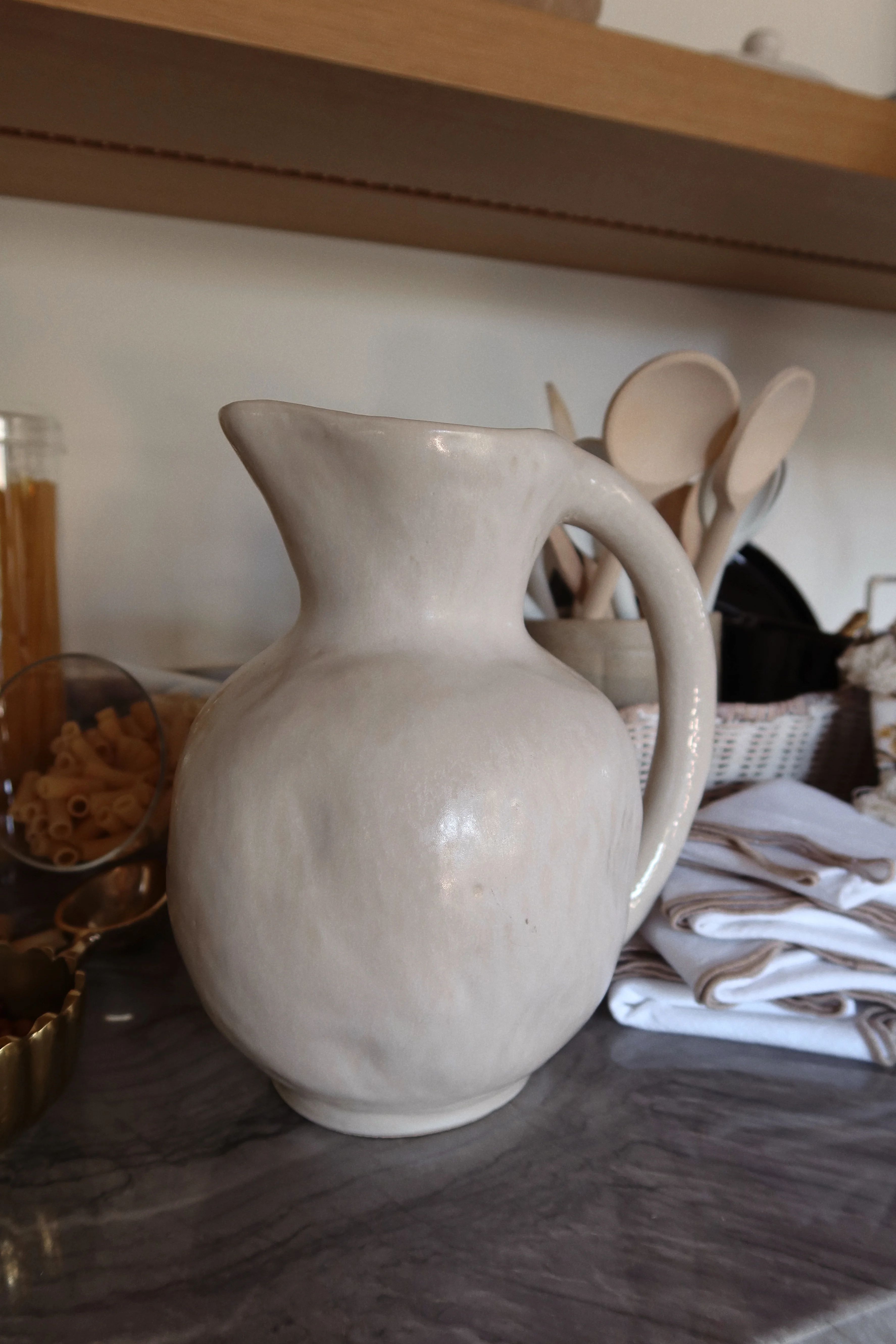 Kelso Ceramic Pitcher - THELIFESTYLEDCO Shop | THELIFESTYLEDCO