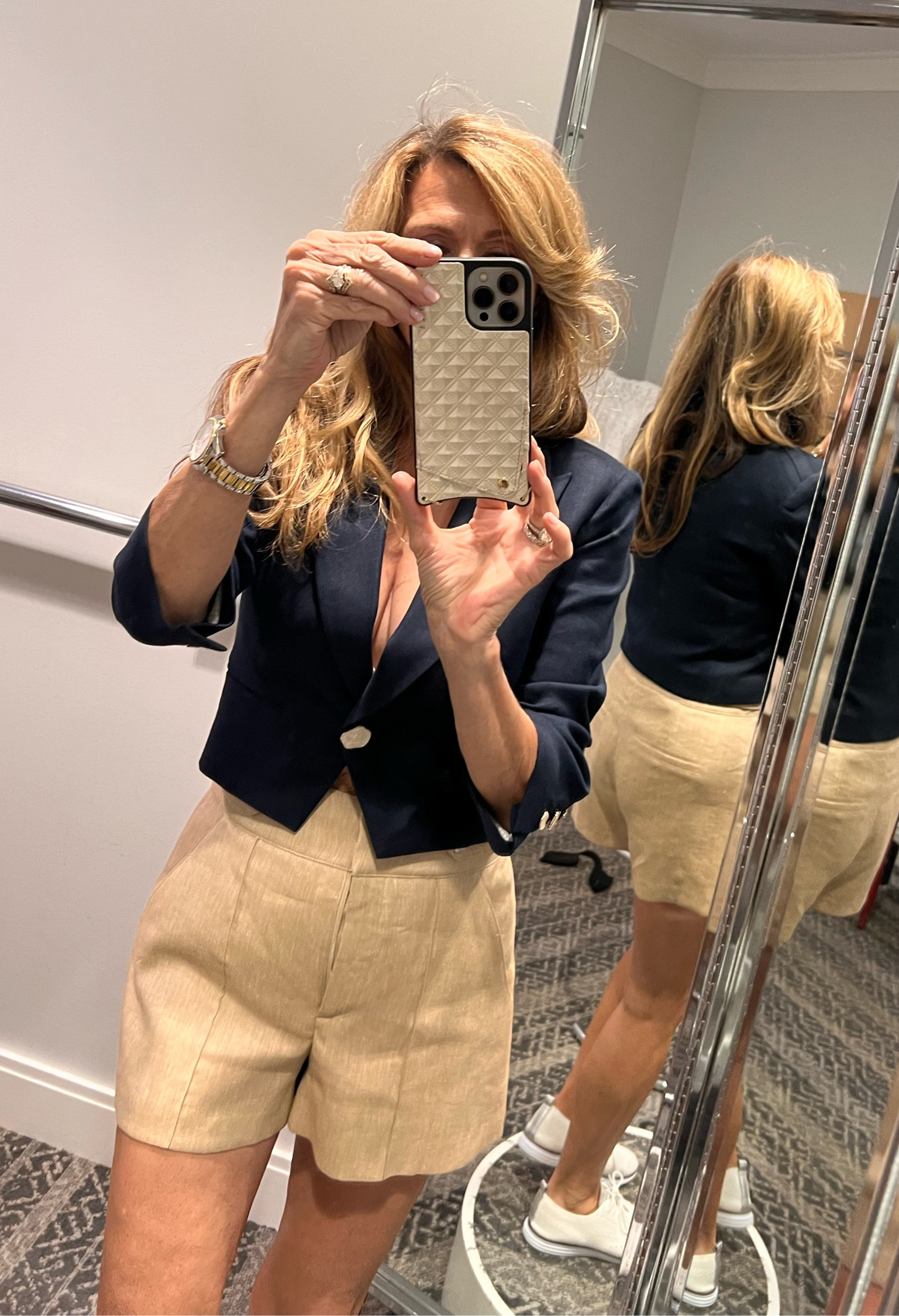 Love this new Blazer by VB SO VERSATILE AND the 3/4 sleeve is perfect. I’m adding the pants  in this post I had to order they were sold out in stores! 

#LTKstyletip