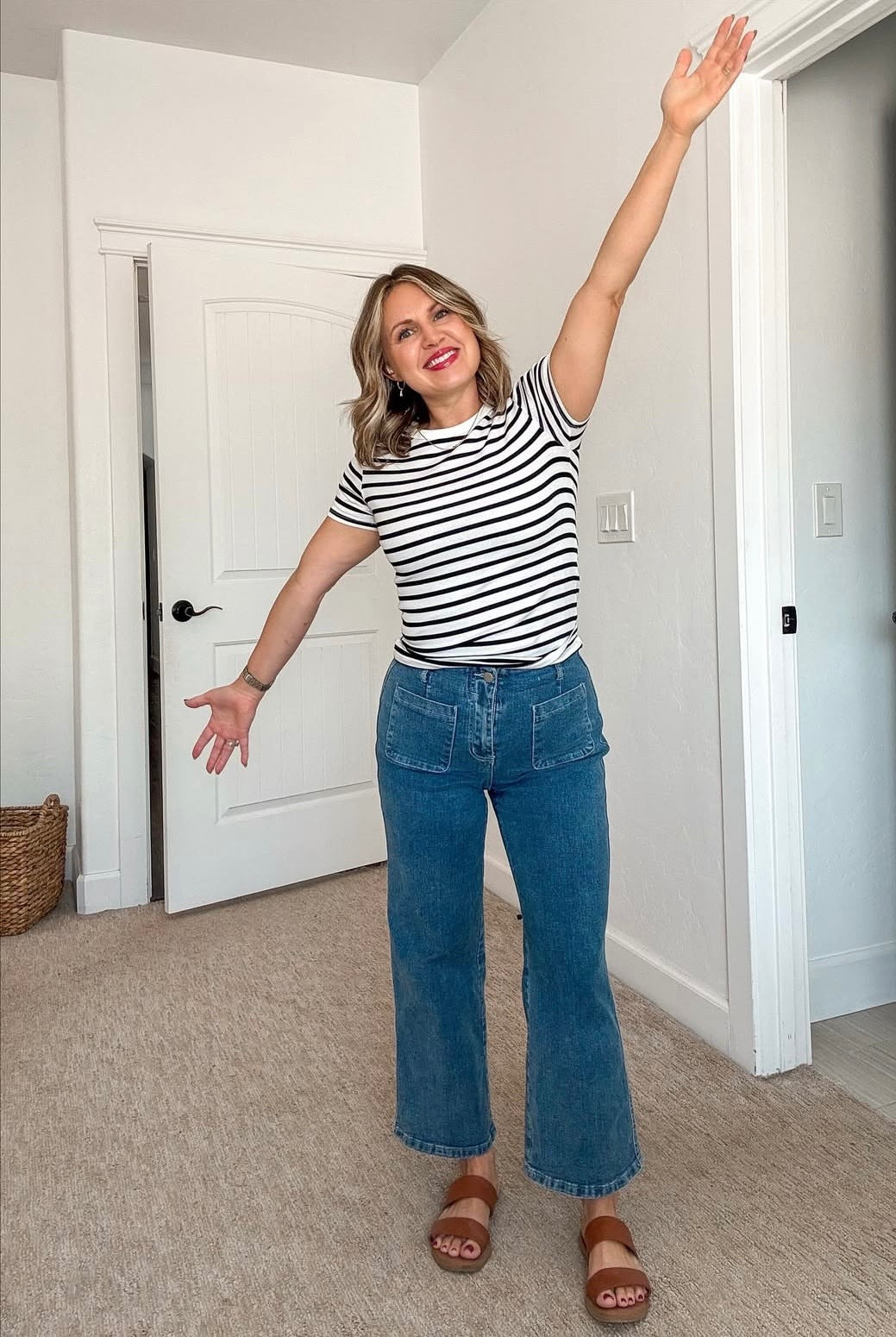 Effortless weekend vibes in my favorite striped tee + classic jeans 🖤✨ Perfect for casual brunch, coffee runs, or just strolling around town. #OOTD #CasualStyle #StripedShirt #DenimLove #LTKStyle #LTKCasual #WeekendOutfit #EverydayStyle

#LTKStyleTip