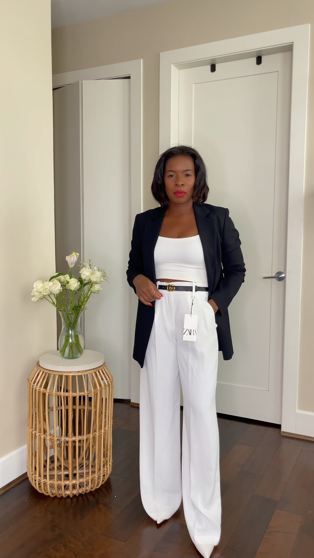 Black and white outfit is always chic and easy to put together 

#LTKOver40 #LTKStyleTip #LTKWorkwear