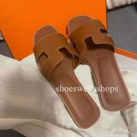 Designer Leather Beach Sandals: Flat Slides, Womens Flat Flip Flops With Dust Bag Size 35 42 From... | DHGate