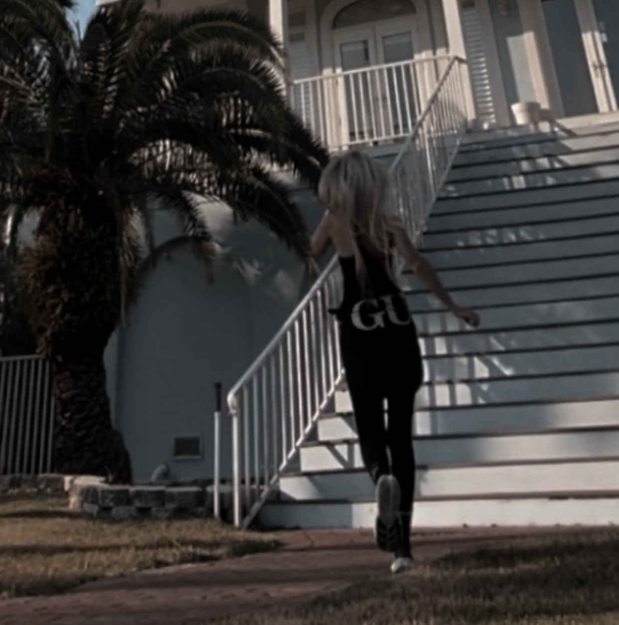 prep day.
groceries. water. steps.
we don’t “start tomorrow” —
we set tomorrow up.

tone 0226. details on the blog. 

#LTKootd #LTKSeasonal #LTKdayinmylife