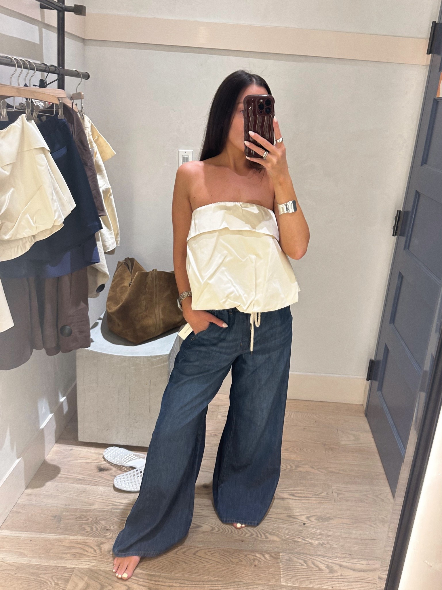 Bubble top summerbun

#LTKStyleTip #LTKSeasonal #LTKSummerEdit