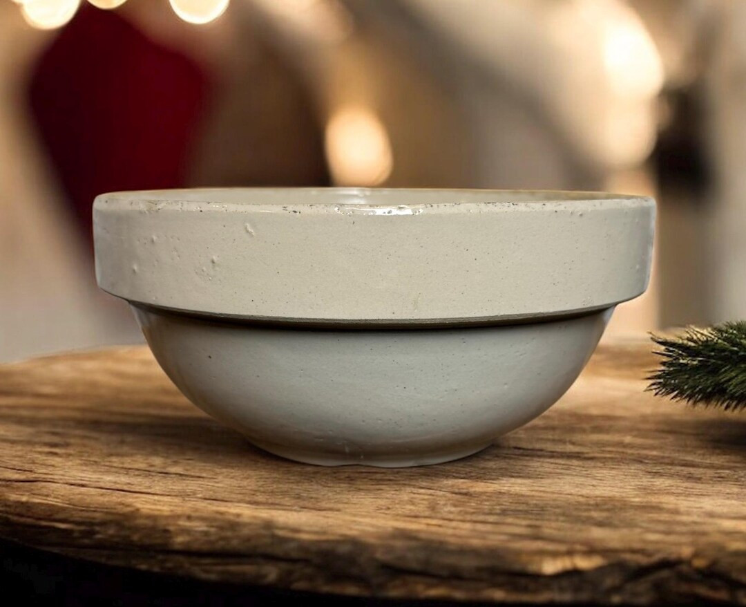 Vintage Cream Stoneware Mixing Bowl / Primitive Farmhouse Decor - Etsy | Etsy (US)