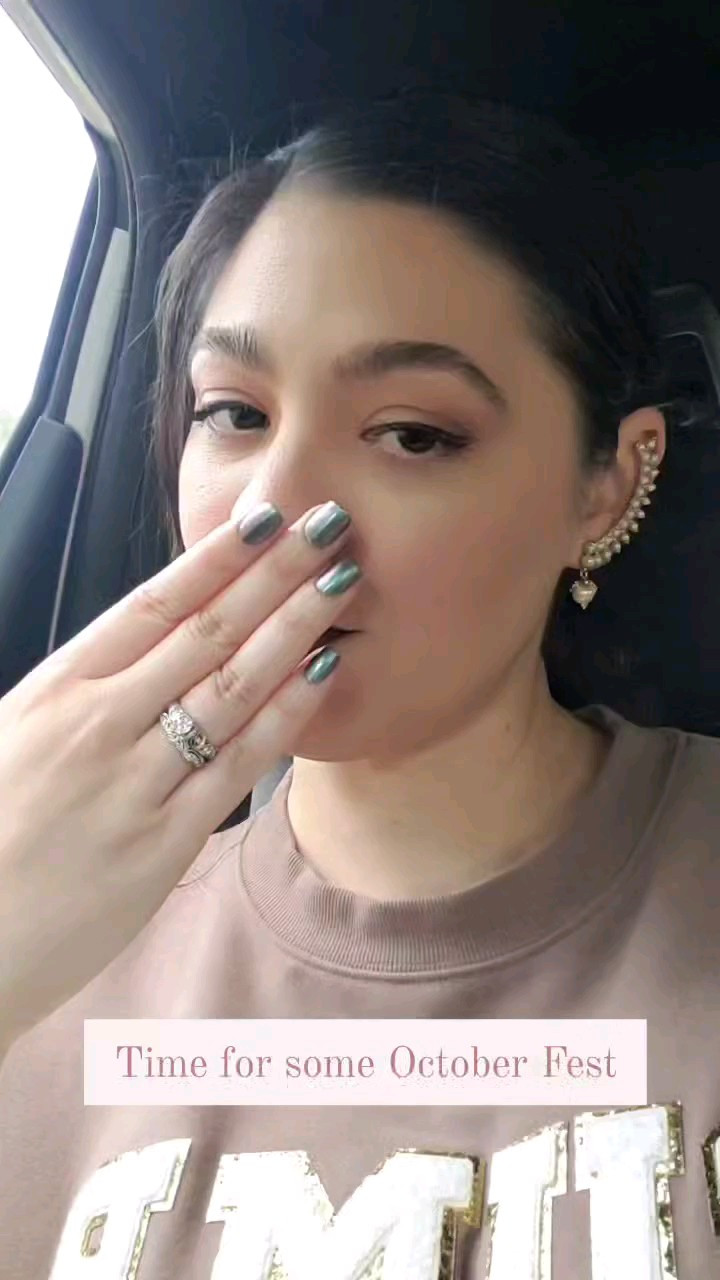 Fun colored nails, statement earrings, & a Halloween sweater! Ready for October 🎃

#LTKHalloween #LTKSeasonal #LTKFindsUnder50