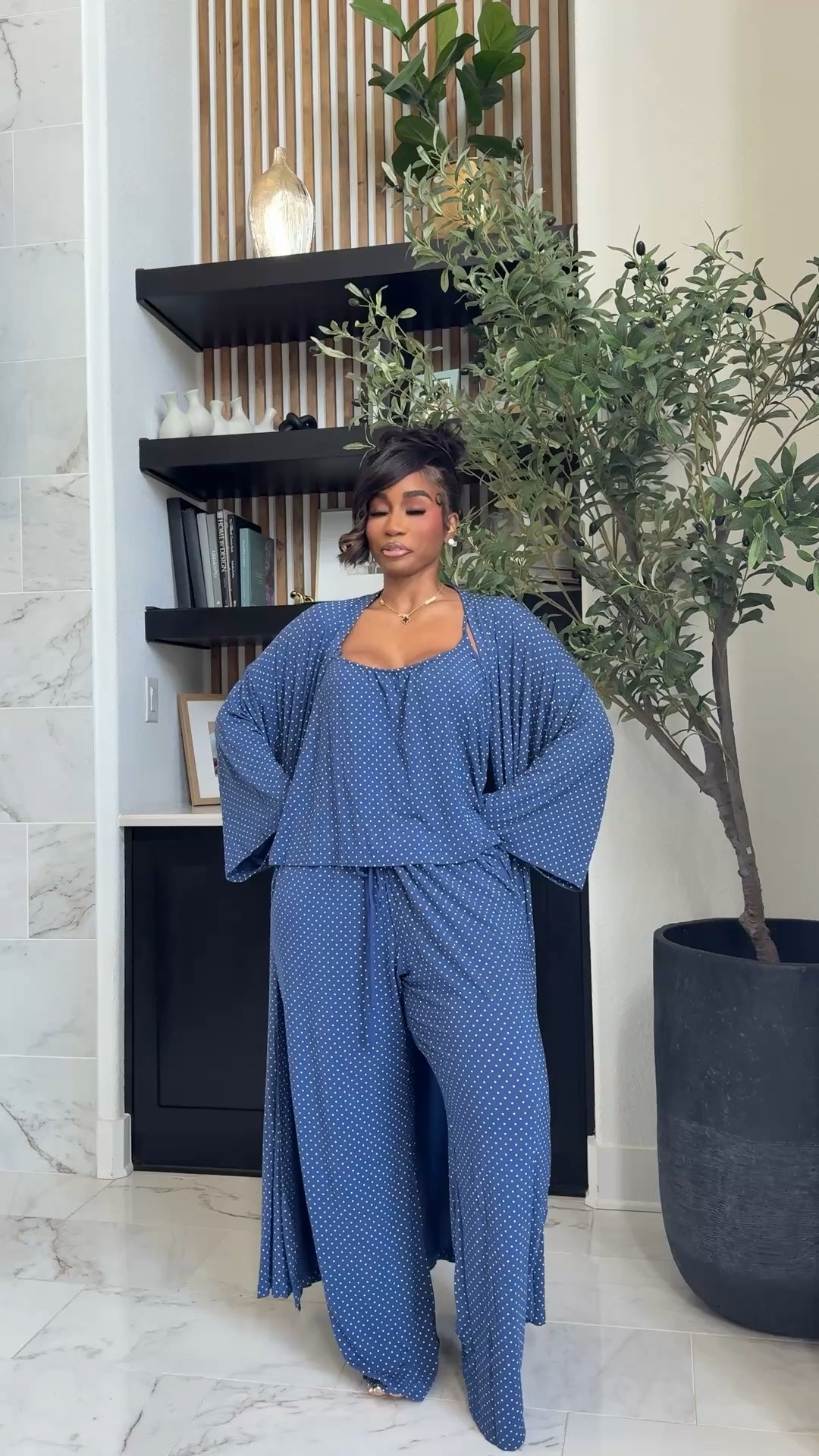 3 piece sleep set! Comfy, stylish and comes in 3 diff colors! 

#LTKMidsize