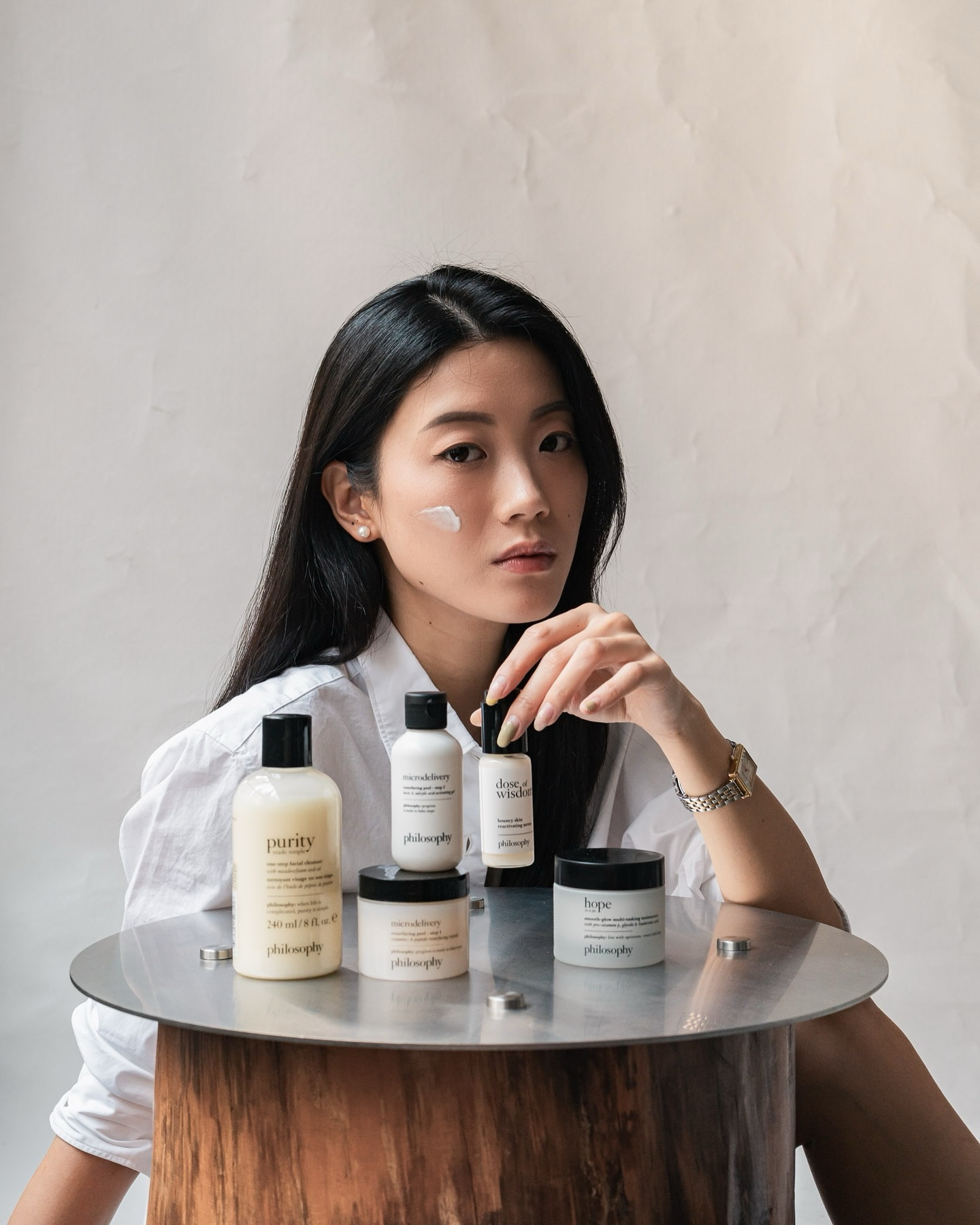 philosophy iconic cult favourites I always keep on my vanity, including the purity made simple cleanser, microdelivery vitamin c resurfacing peel kit, dose of wisdom bouncy skin reactivating serum, and hope in a jar smooth-glow multi-tasking moisturiser, all #dermatologicallytested and #crueltyfree

#LTKbeauty #LTKasia