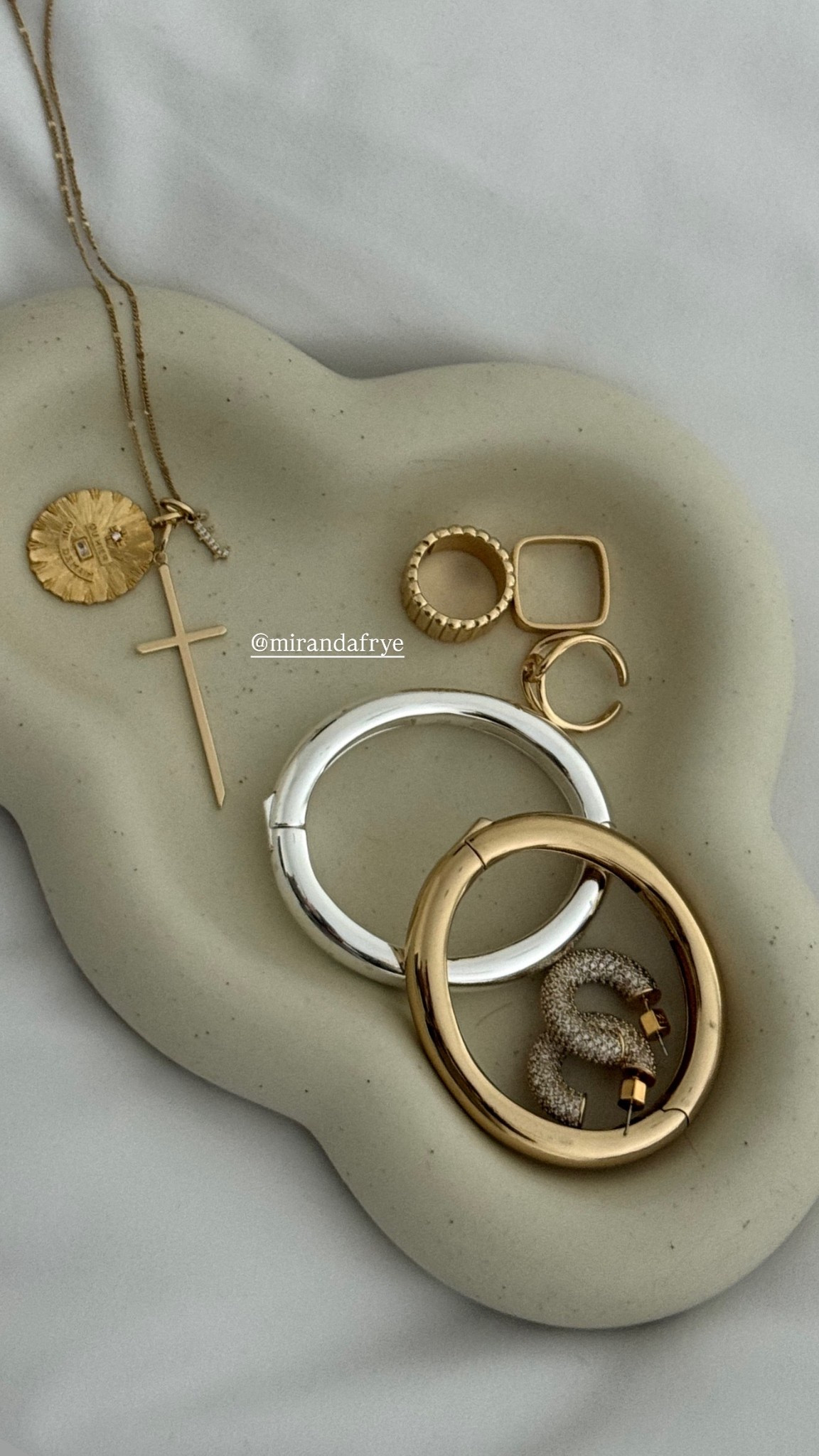 Code BROOKEW

#LTKSaleAlert #LTKFindsUnder100 #LTKFindsUnder50