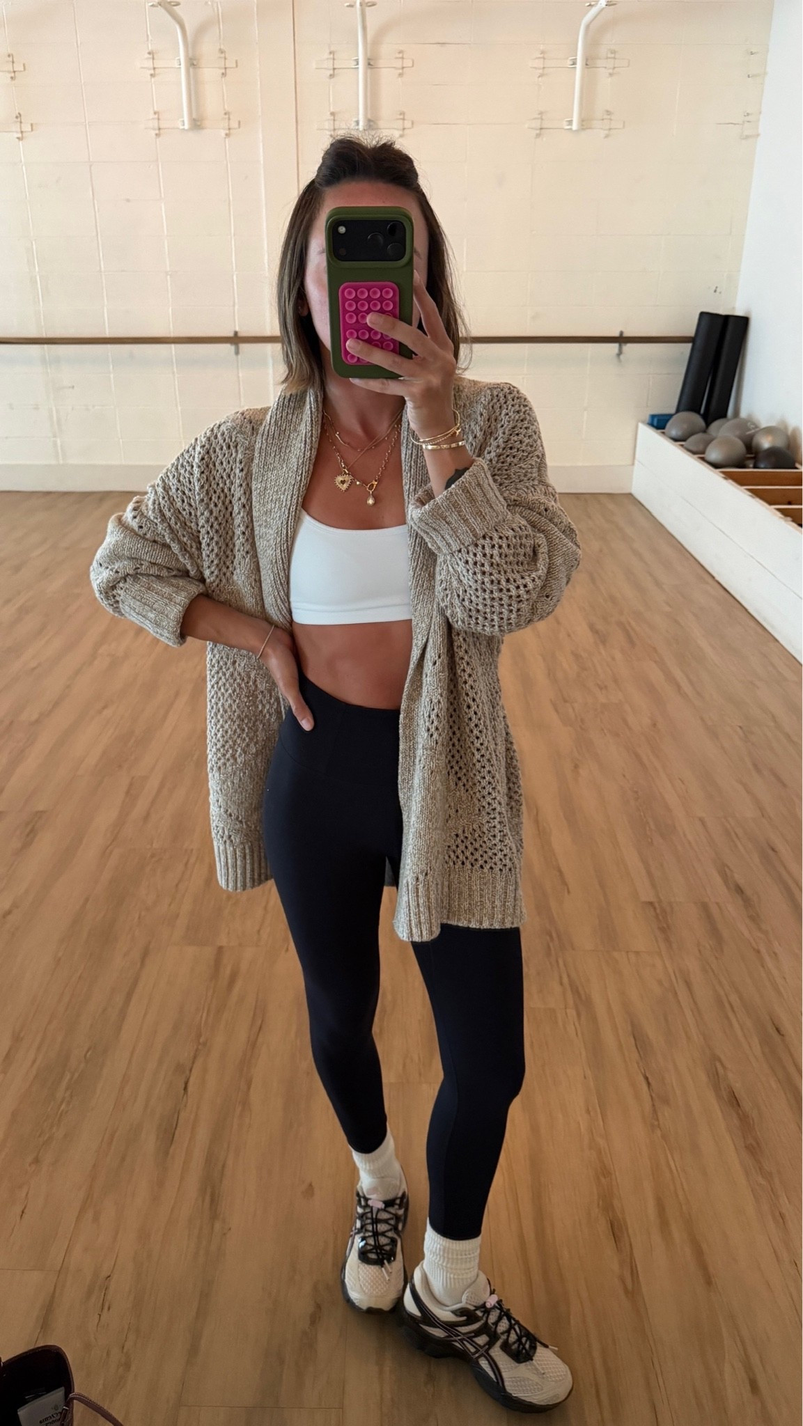 cardigan is unavailable in grey, but linked the navy & similar! xs sports bra, xs leggings

#LTKgrwm #LTKootd #LTKdayinmylife