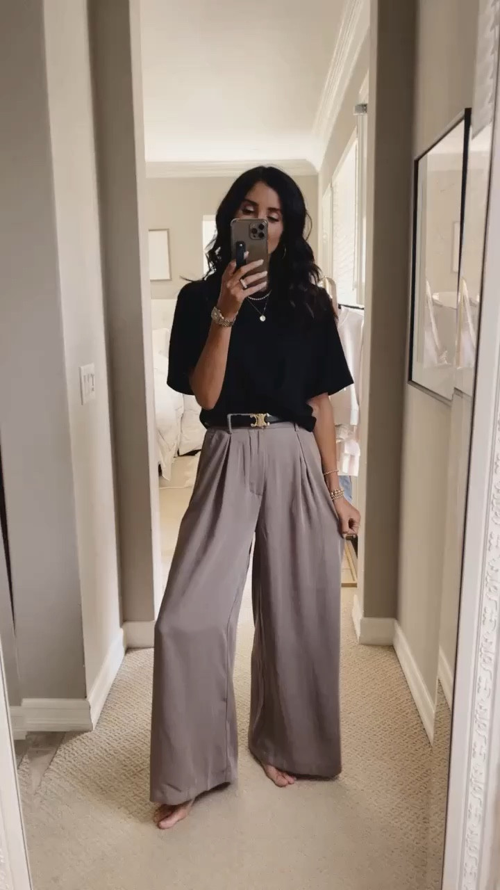 I'm just shy of 5-7" wearing the size small tee and extra small trousers… StylinByAylinn

#LTKstyletip #LTKbeauty #LTKVideo