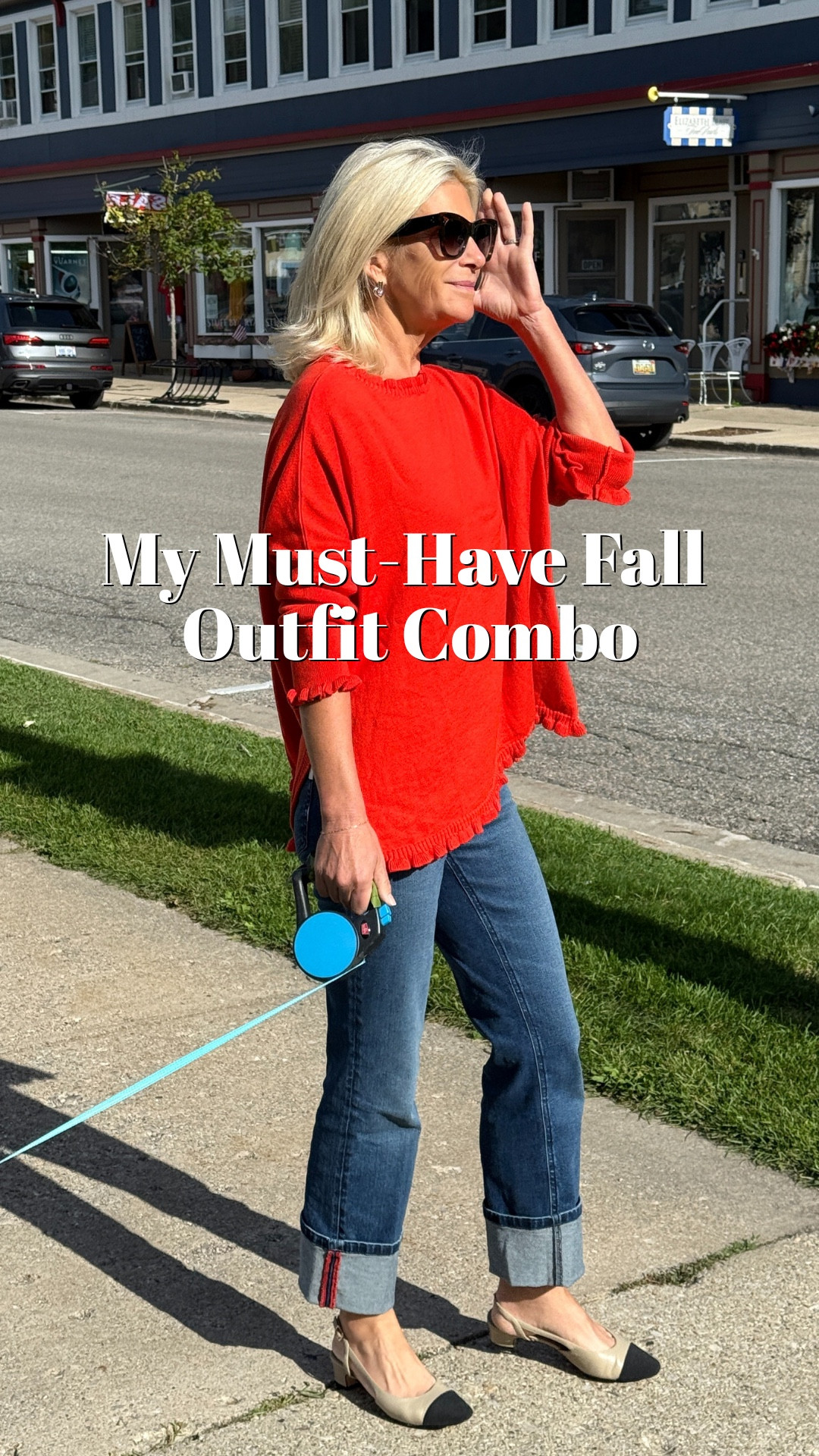 What I love about cuffed jeans: you can dress them up with a heel, keep it casual with flats, or go cozy with boots. Paired with my Catalina ruffle sweater (yes, I grabbed it in 2 colors 😉), it’s my favorite fall look.