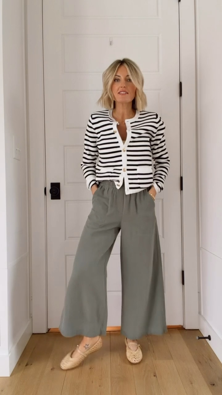 These pants are perfect for postpartum! I love the stretchy waistband & the color is perfect for transitioning into spring! These would also be great to wear at the beach! Wearing S.

Loverly Grey, Shopbop, spring outfit ideas, spring fashion, wide leg pants, postpartum outfit ideas, maternity outfit ideas, teacher workwear, casual workwear 

#LTKootd #LTKSeasonal