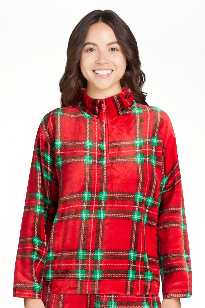 No Boundaries 1/4 Zip Mock Neck Plush Top with Long Sleeves, Women's | Walmart (US)