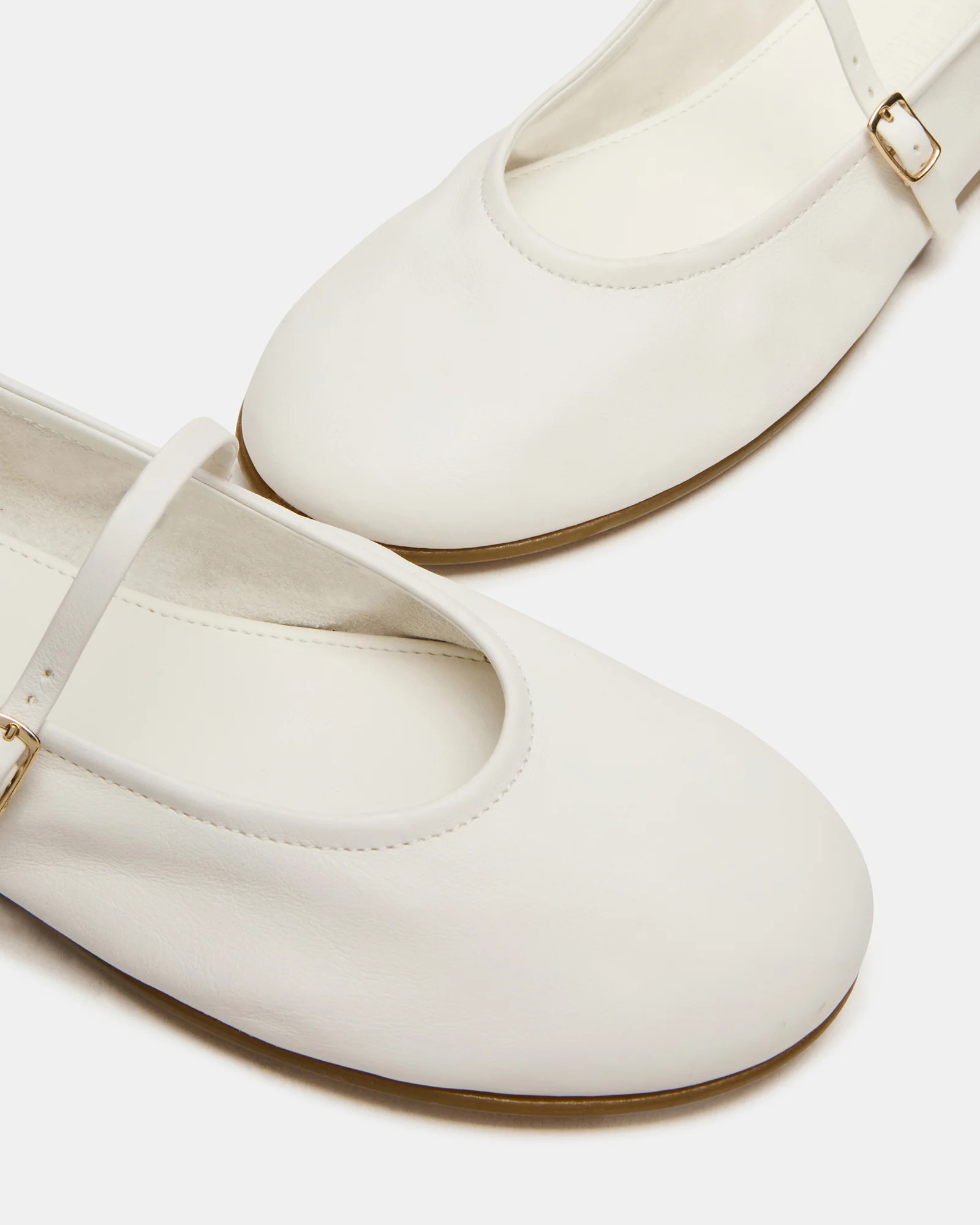 BESETTE Bone Leather Mary Jane Ballet Women's Flat | Steve Madden (US)