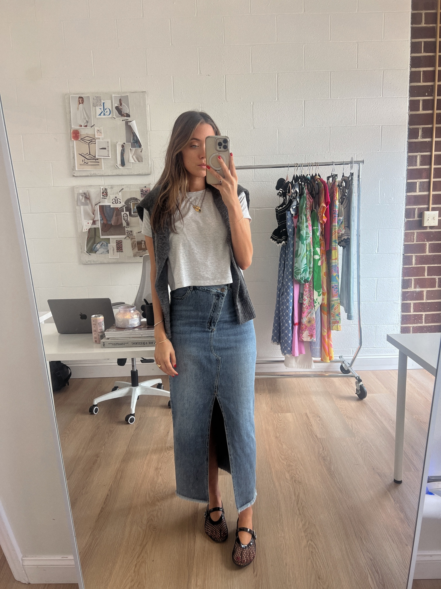 Everyday casual for a creative workplace. Wearing this skirt on repeat!  

#LTKFindsUnder100 #LTKStyleTip