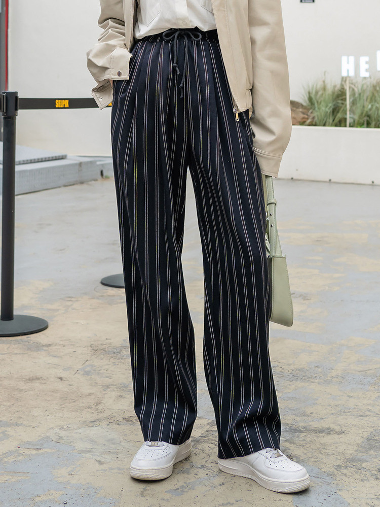DAZY Vertical Stripe Slant Pockets Drawstring Waist Trousers | SHEIN