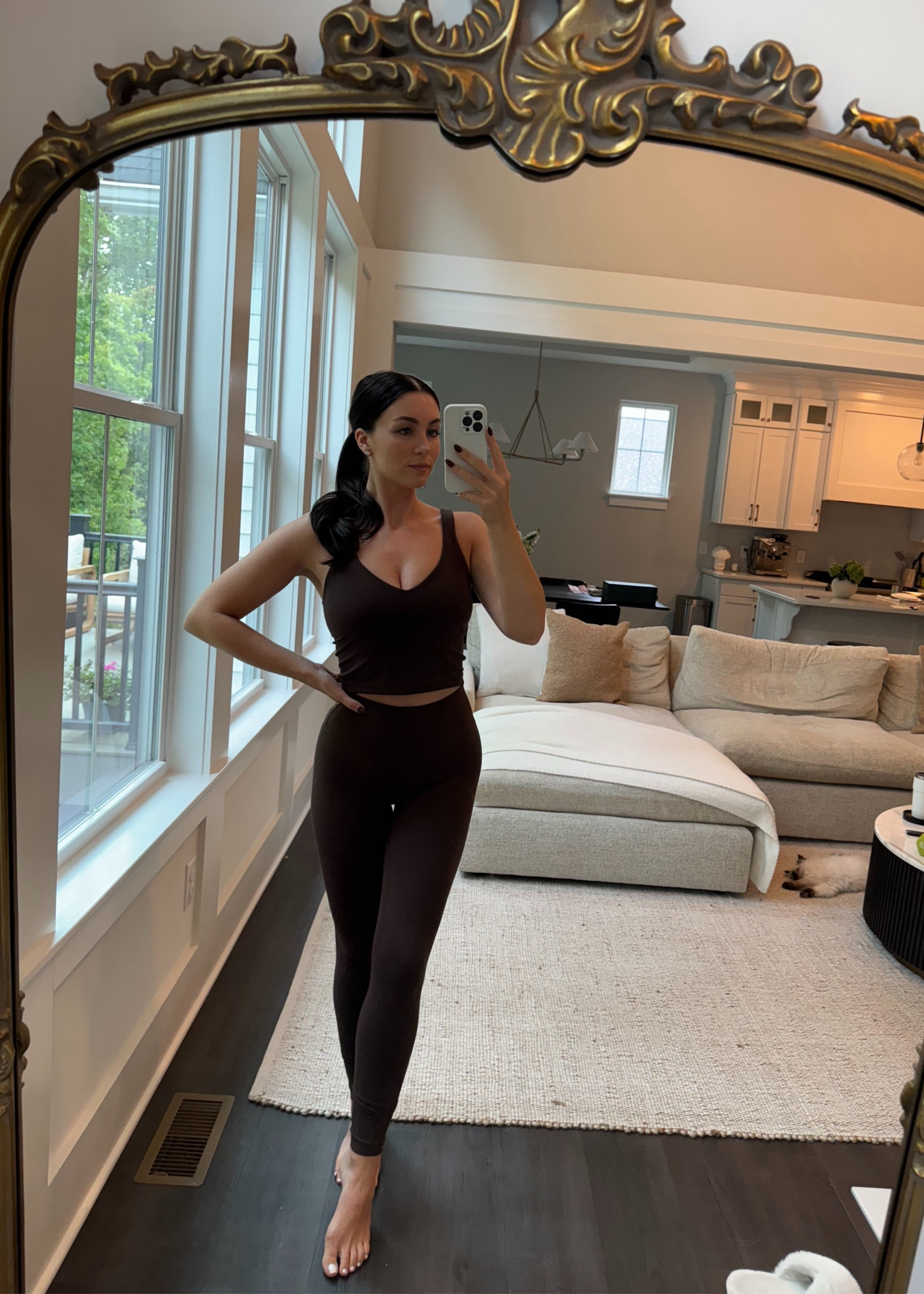 Chocolate brown set from Lululemon 🤎🍂 linking some other options from Amazon 

#LTKSeasonal #LTKActive #LTKFindsUnder100