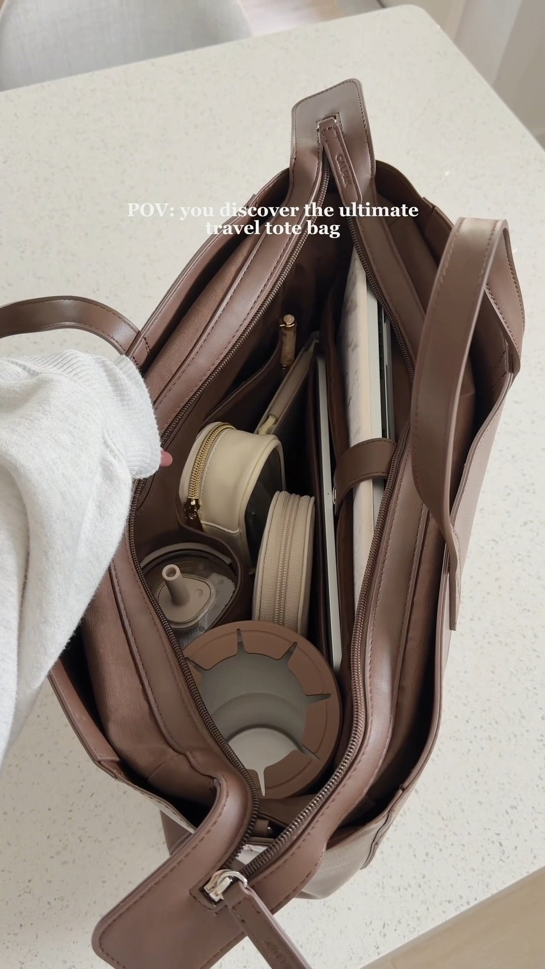 Ultimate travel tote bagg

#LTKGiftGuide #LTKTravel