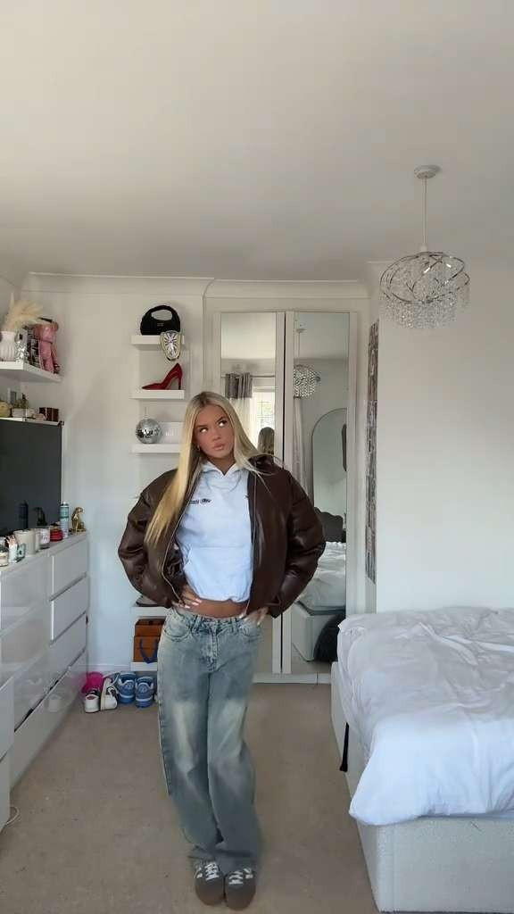 Scuffers hoodie, Cernucci jacket 🤎

winter outfit, winter style, casual, street wear, leather jacket, leather coat, low rise jeans, baggy jeans 

 #LTKuk #LTKwinter #LTKjeans