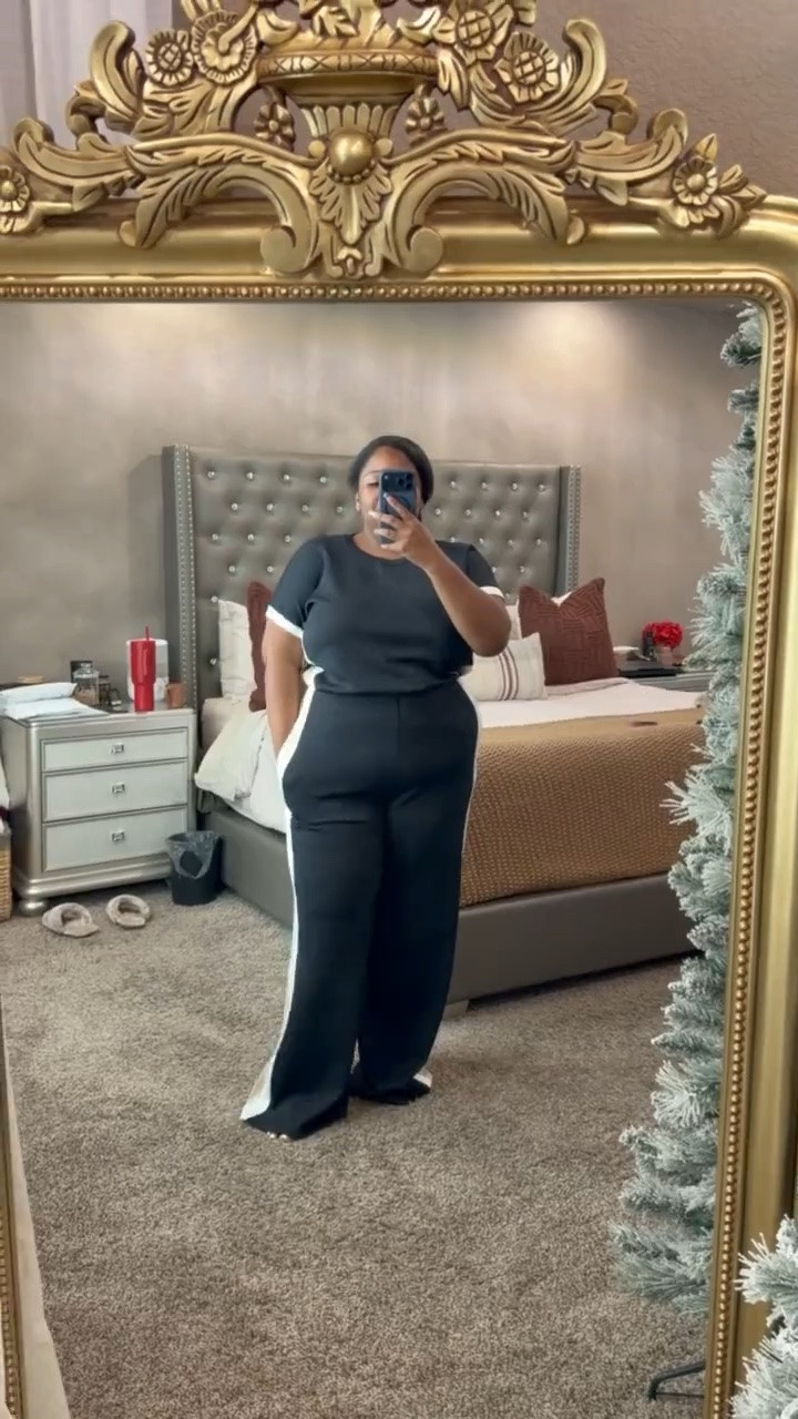 The LTK x @Spanx sale is live so resharing one of my favorite jumpsuits and a few others that I have or have my eye on to get in the new fall colors! Sale is only two days so get yours while they are 20% off!

#LTKPlusSize #LTKSaleAlert